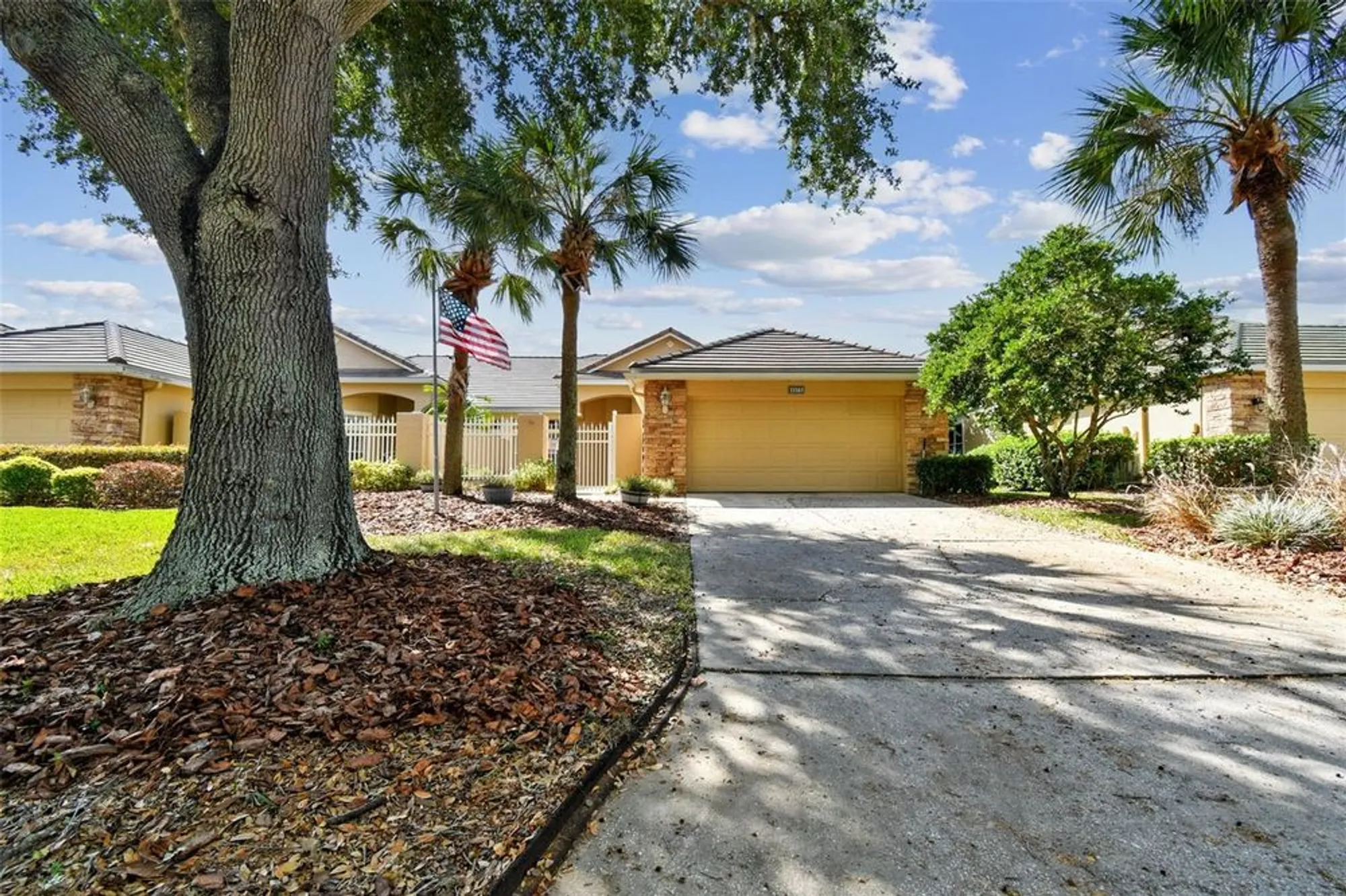 Property Slideshow image 4 of 97 | 13141 palmilla cir, Dade City, FL, 33525