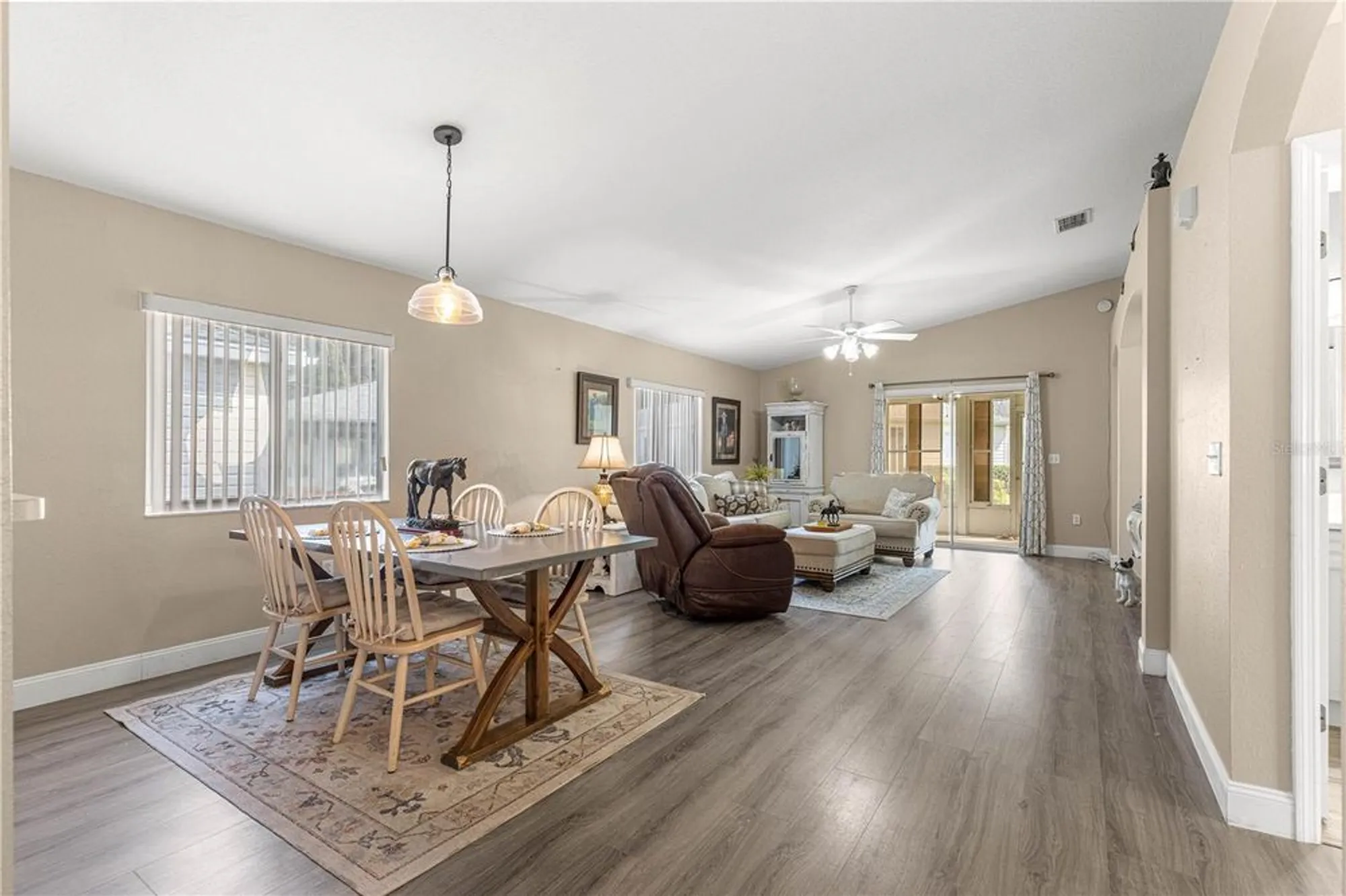 Property Slideshow image 16 of 48 | 13364 sw 111th cir, Dunnellon, FL, 34432