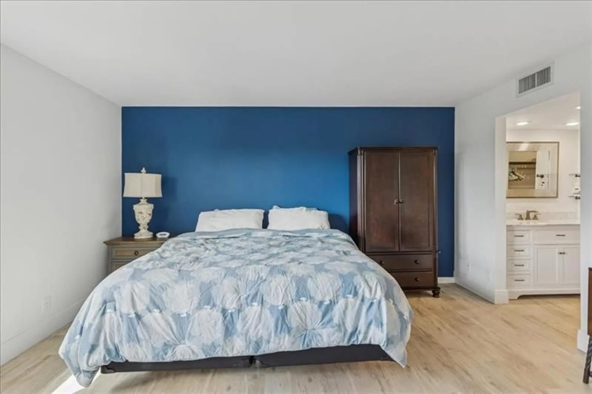 Property Slideshow image 12 of 21 | 1601 abaco dr a4, Coconut Creek, FL, 33066