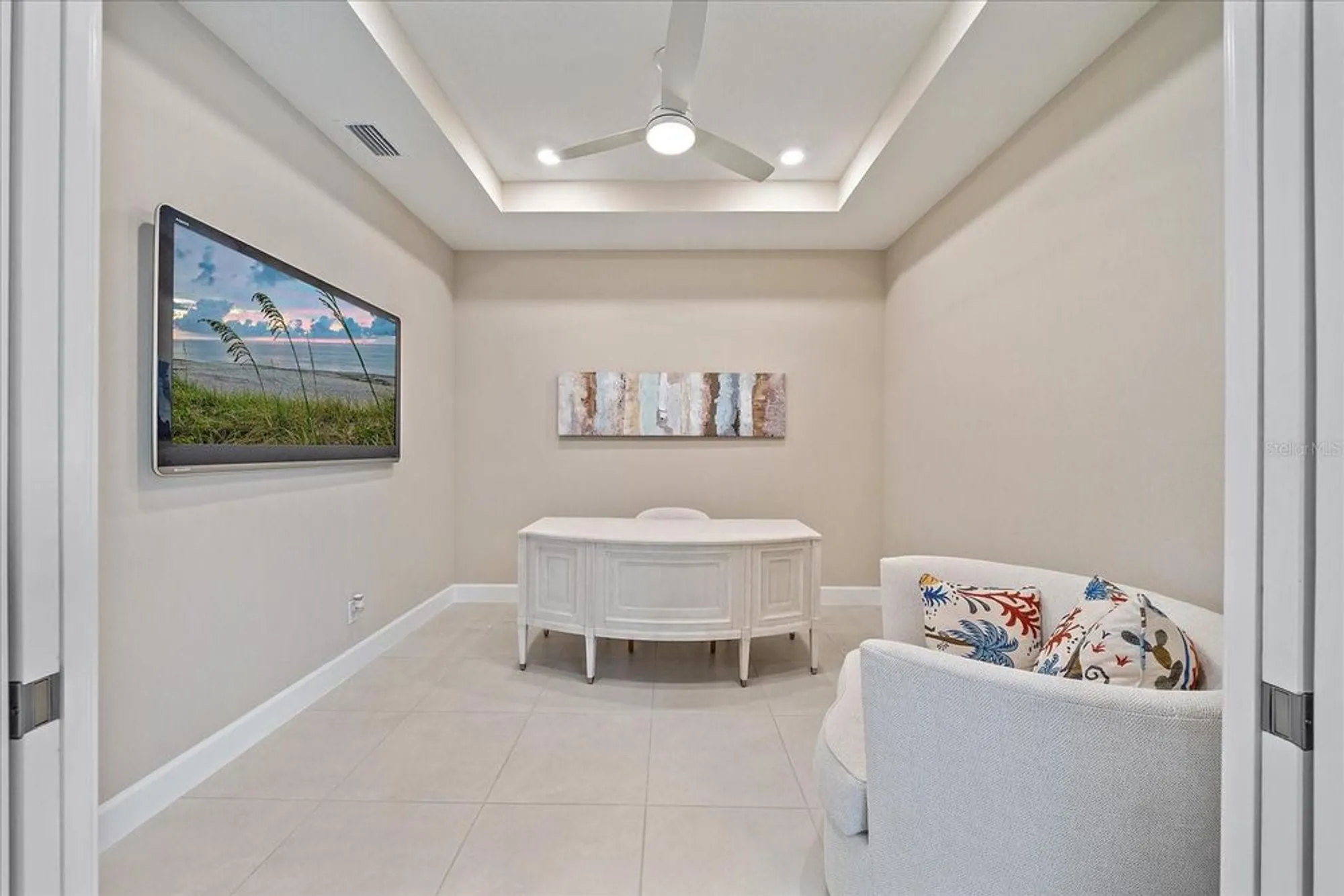 Property Slideshow image 25 of 38 | 6120 plateau ct, Bradenton, FL, 34203
