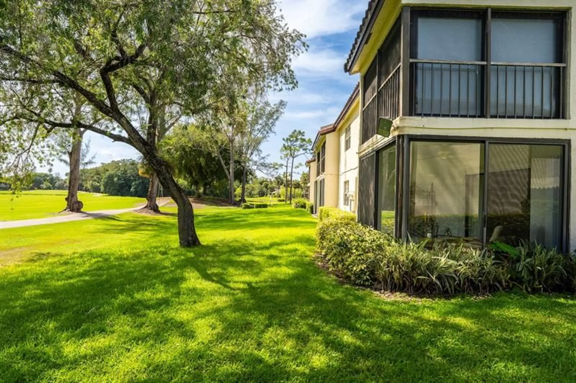 Property Slideshow image 31 of 42 | 21668 arriba real apt 43a, Boca Raton, FL, 33433