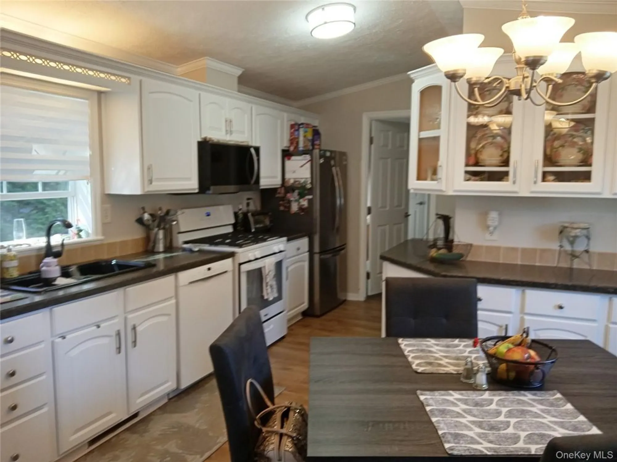 Property Slideshow image 13 of 21 | 1661 old country rd 69, Riverhead, NY, 11901