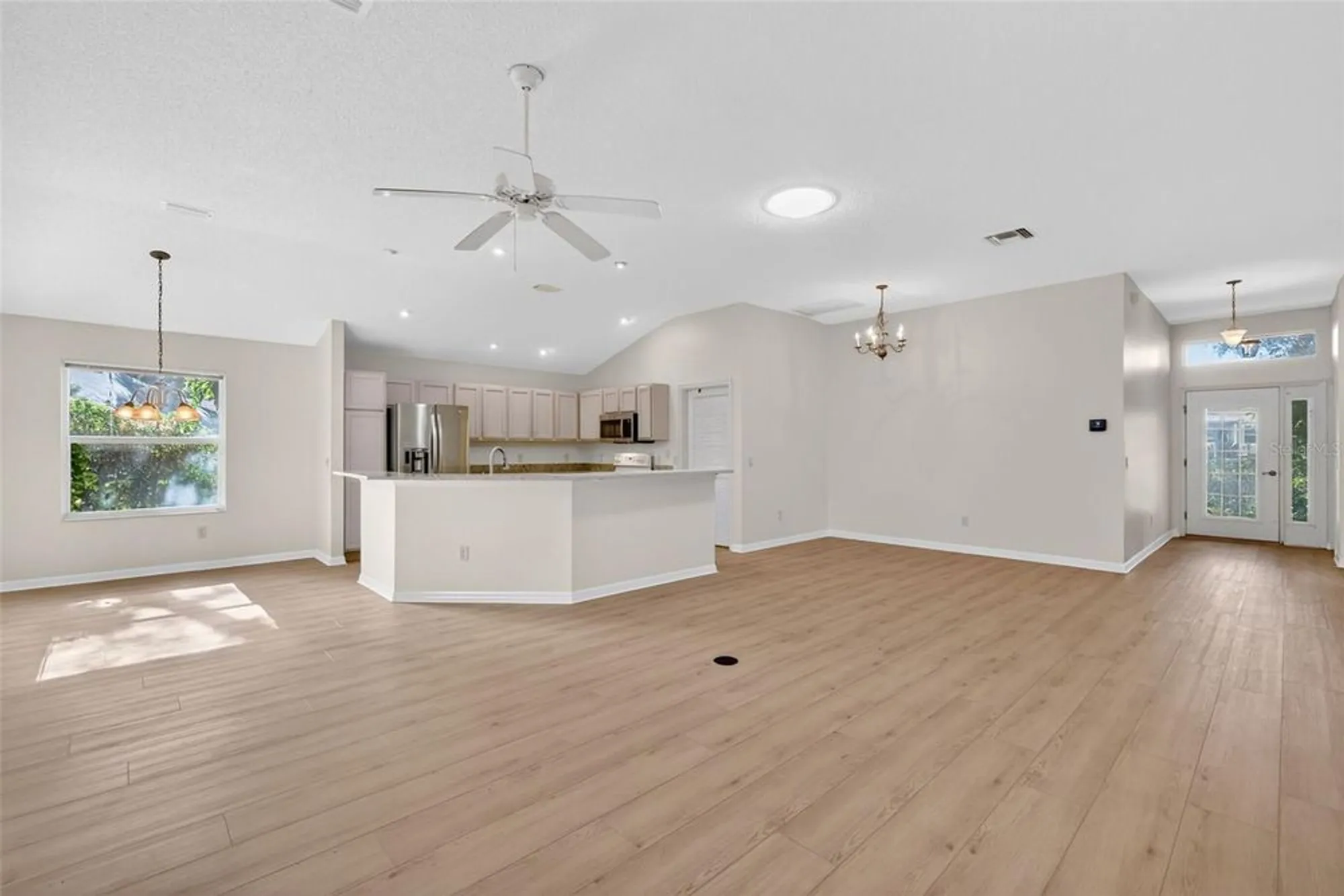 Property Slideshow image 13 of 41 | 17035 se 94th berrien ct, The Villages, FL, 32162