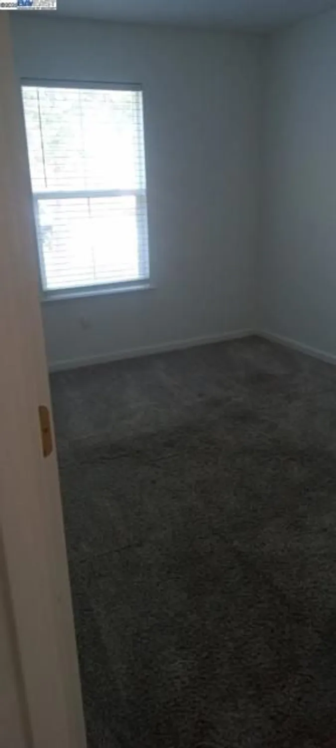 Property Slideshow image 16 of 26 | 308 willow brook way, Rio Vista, CA, 94571