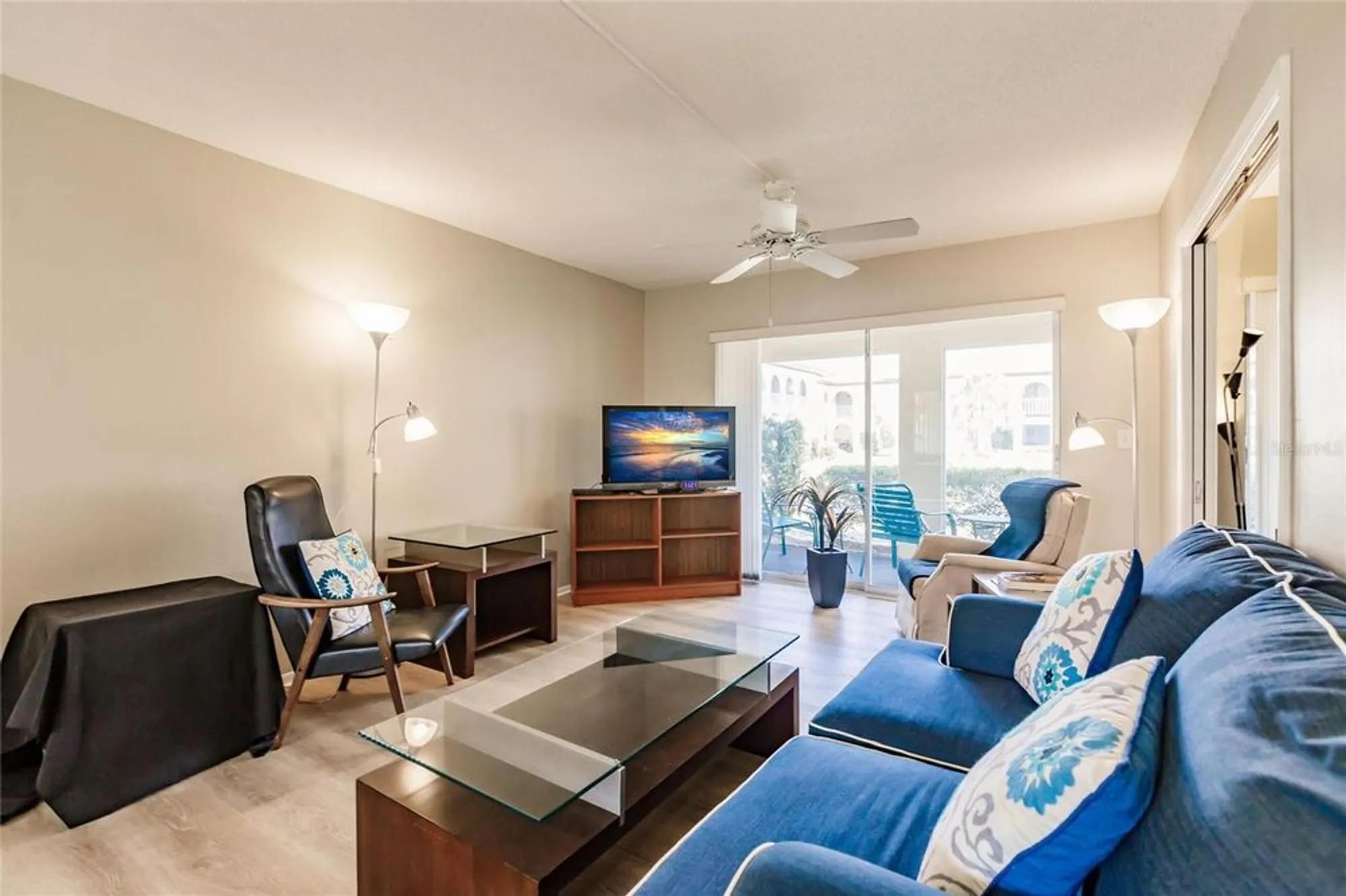 Property Slideshow image 4 of 42 | 3540 hispania pl 214, Sarasota, FL, 34232