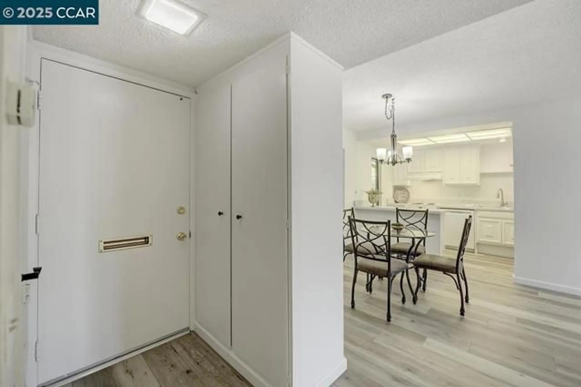 Property Slideshow image 5 of 34 | 1333 singingwood ct apt 1, Walnut Creek, CA, 94595