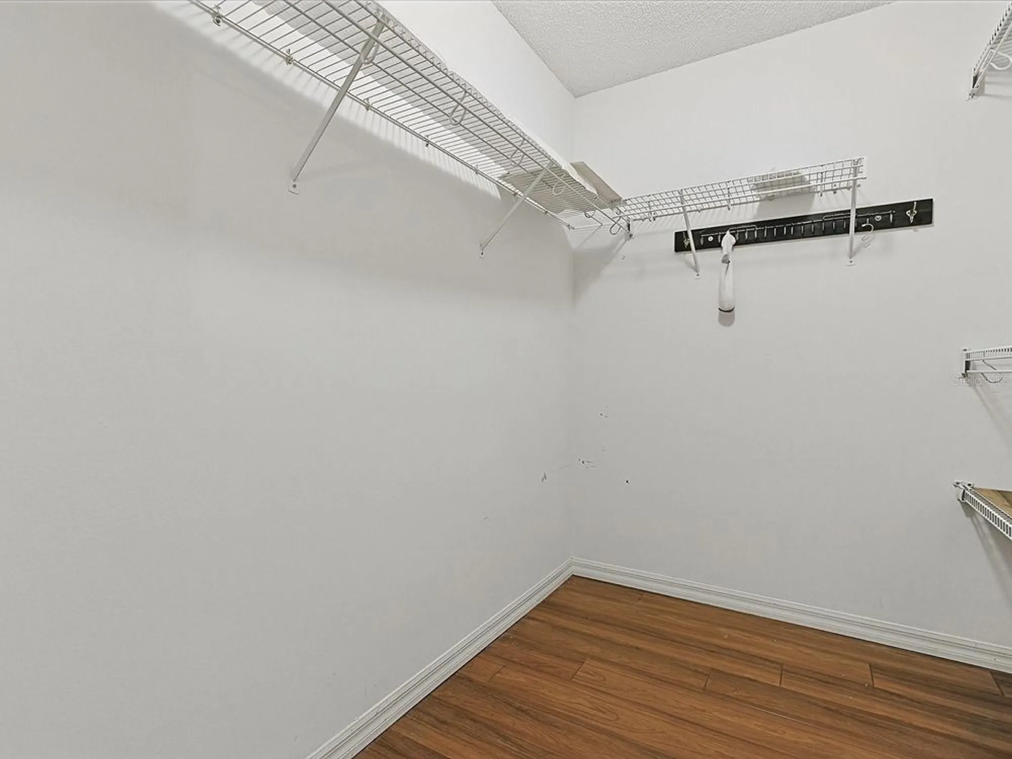 Property Slideshow image 20 of 38 | 409 westwood dr, Leesburg, FL, 34748