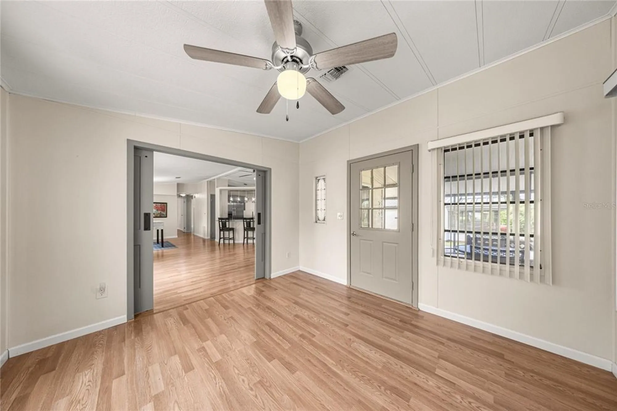 Property Slideshow image 5 of 31 | 712 devon dr, Lady Lake, FL, 32159