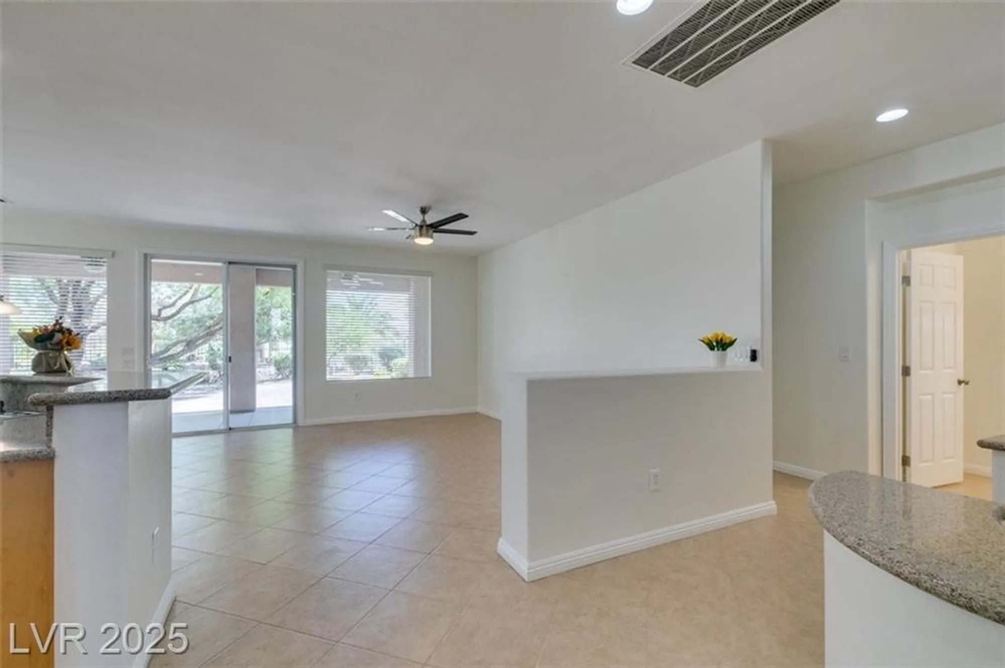 Property Slideshow image 31 of 38 | 5166 pensier st, Las Vegas, NV, 89135