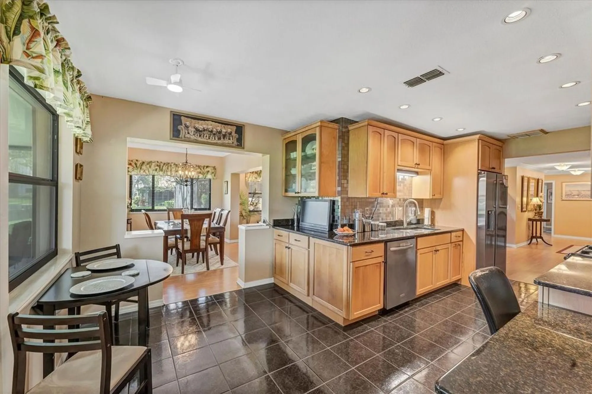 Property Slideshow image 15 of 40 | 8140 terrace garden dr n unit 103, Saint Petersburg, FL, 33709