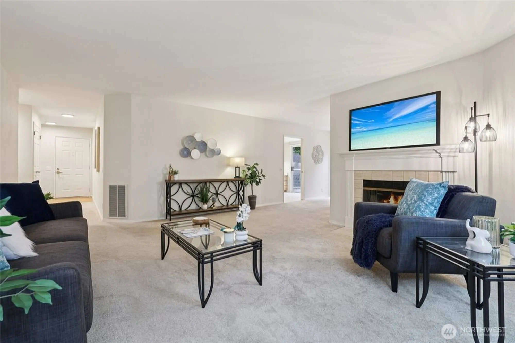 Property Slideshow image 14 of 40 | 22561 se 42nd ter # 2211, Issaquah, WA, 98029