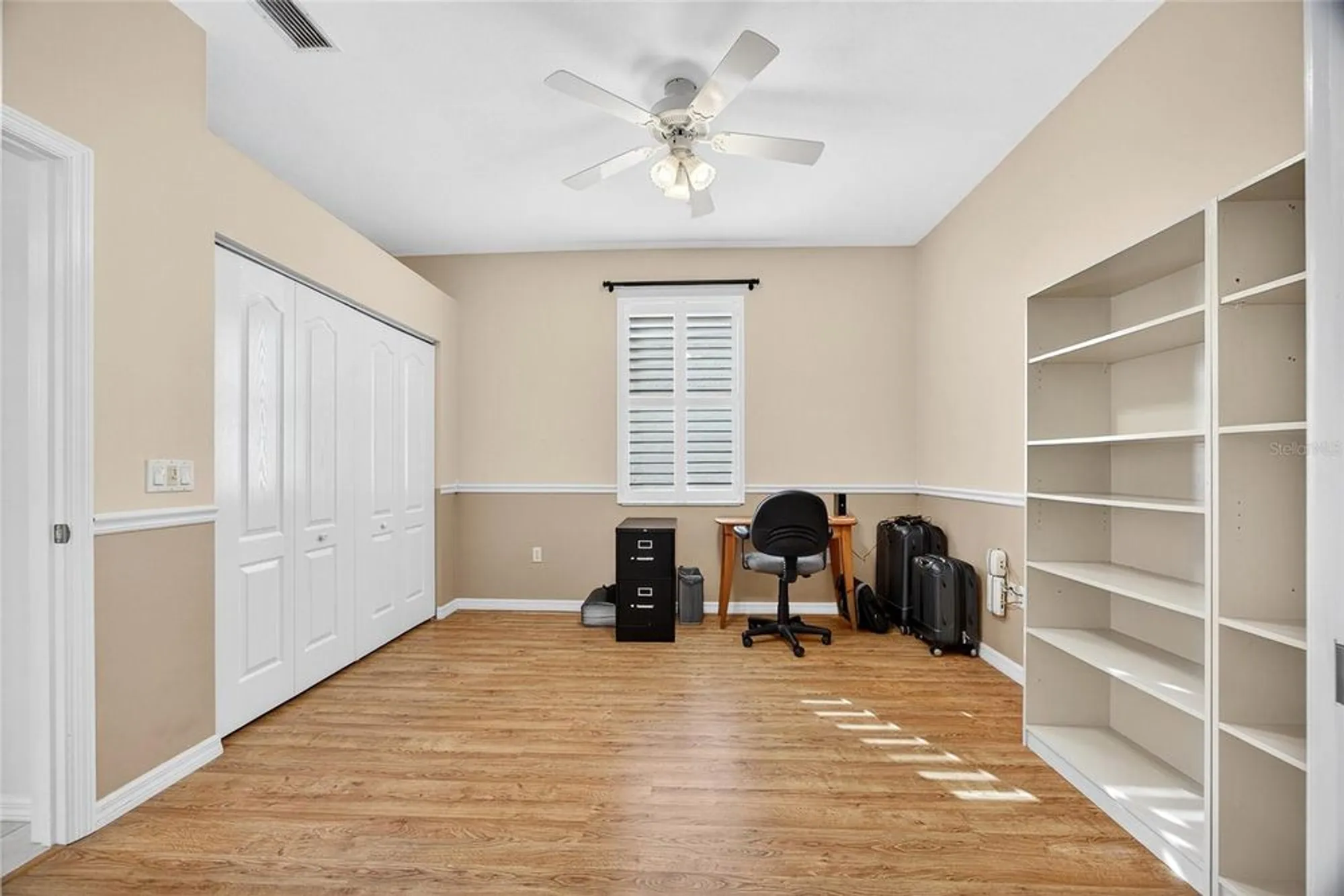 Property Slideshow image 21 of 54 | 5151 pine shadow ln, North Port, FL, 34287