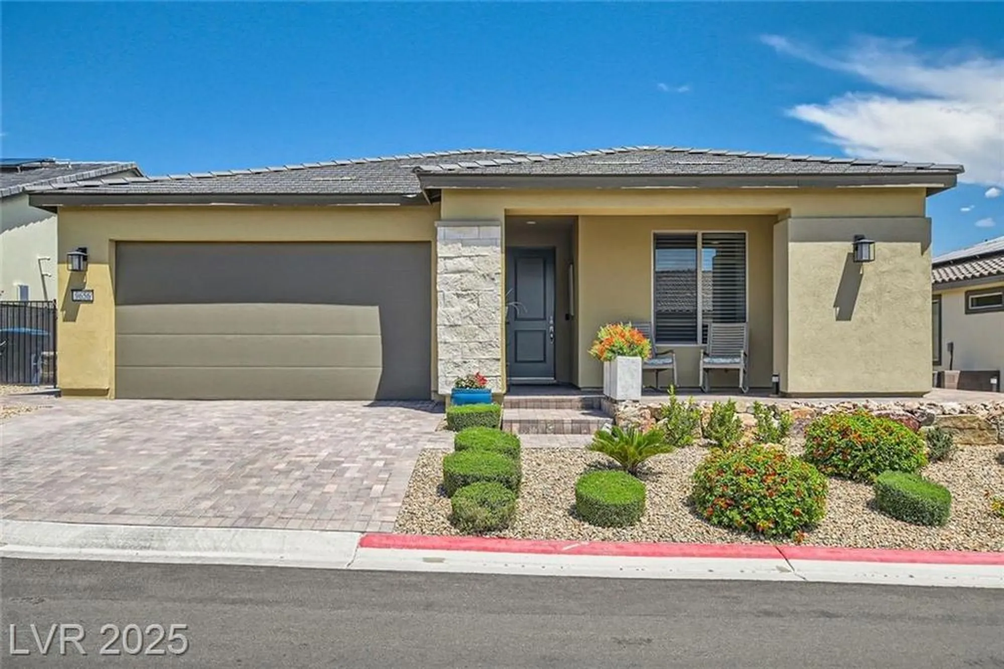 Property Slideshow image 2 of 32 | 9656 balais dr, Las Vegas, NV, 89143