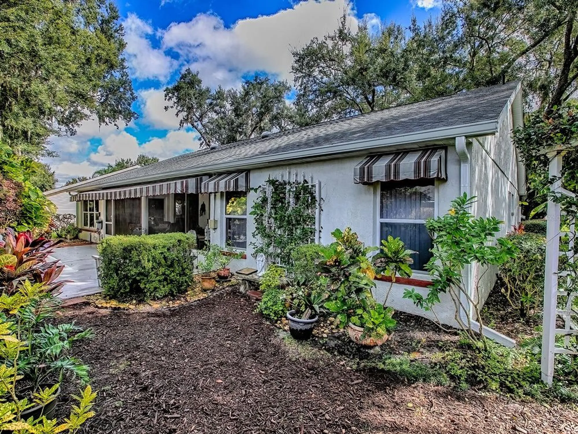 Property Slideshow image 50 of 62 | 25749 whisper oaks rd, Leesburg, FL, 34748