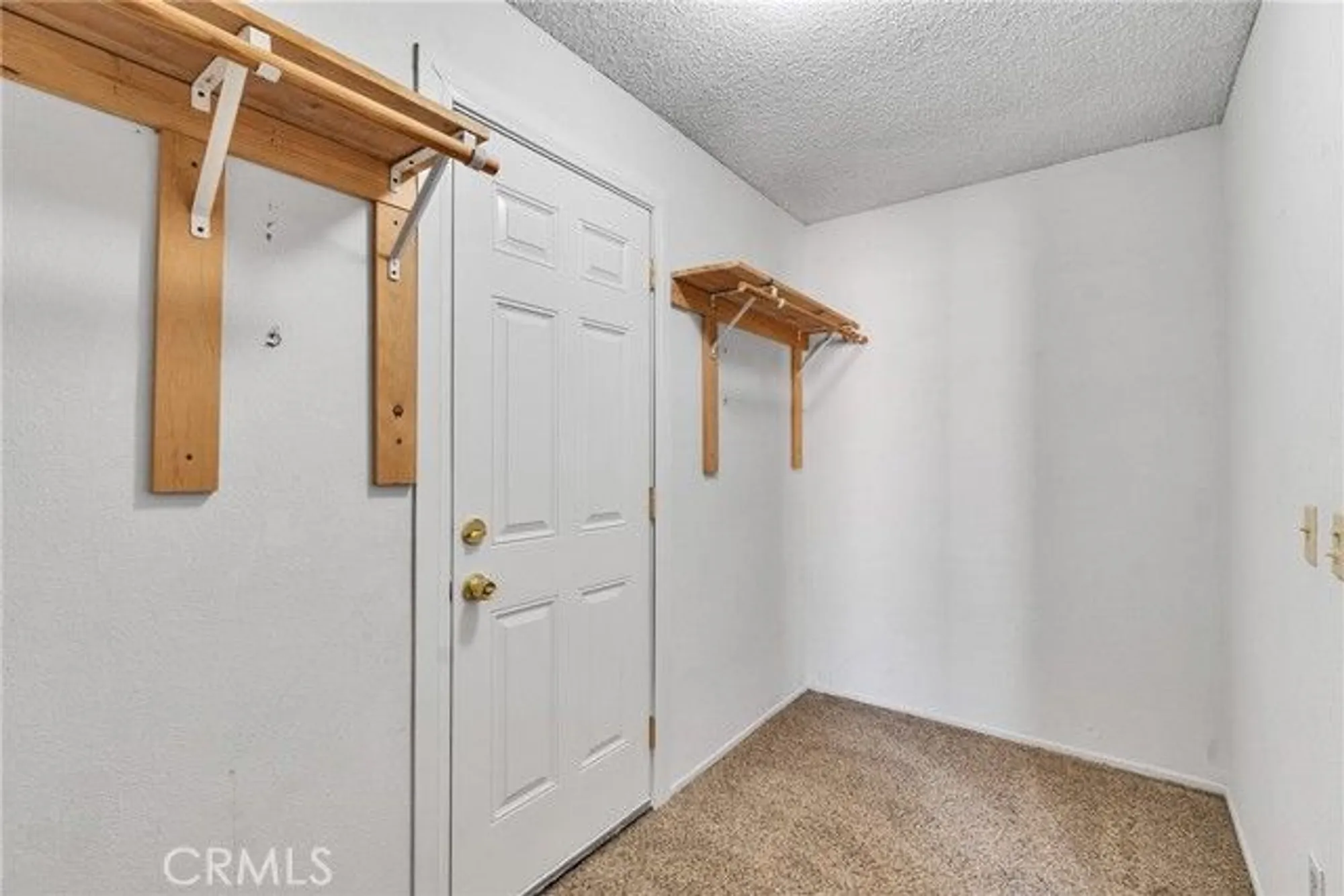 Property Slideshow image 22 of 45 | 1127 riviera ave, Banning, CA, 92220