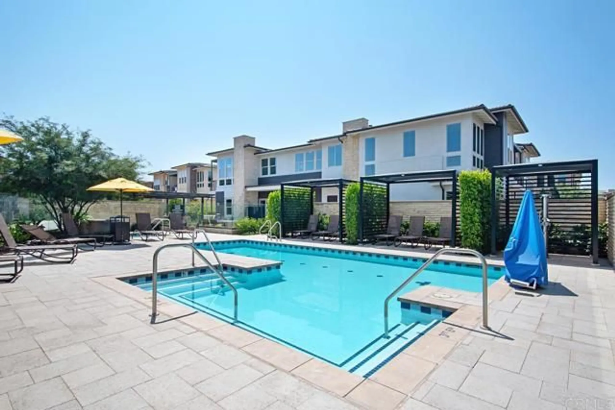 Property Slideshow image 34 of 36 | 16750 coyote bush dr 107, San Diego, CA, 92127