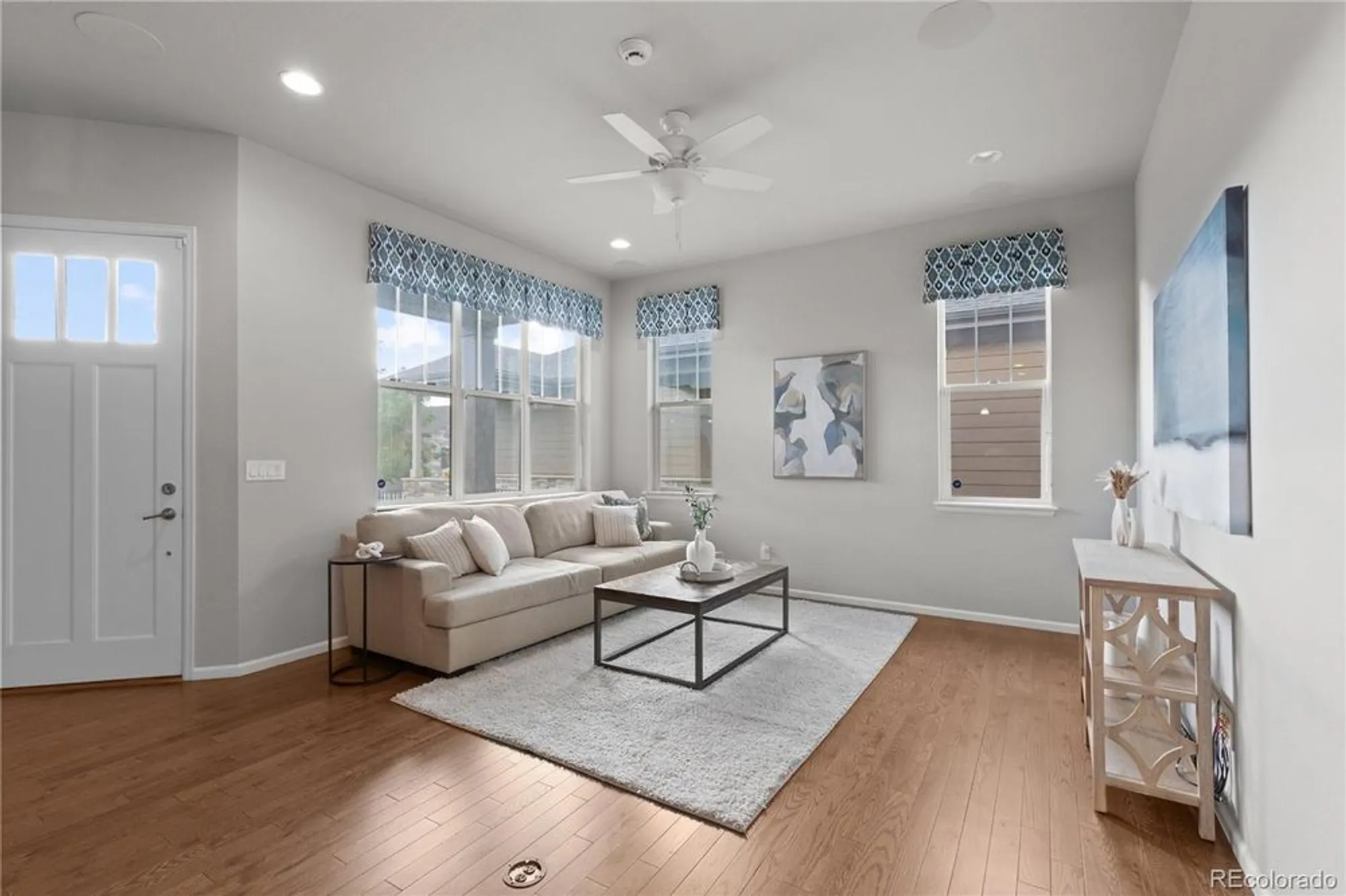 Property Slideshow image 3 of 24 | 3572 new haven cir, Castle Rock, CO, 80109