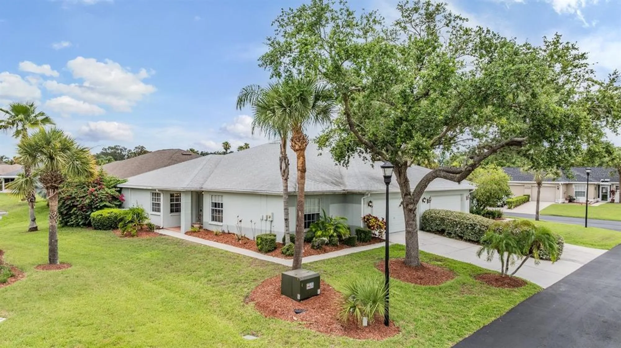 Property Slideshow image 7 of 85 | 29312 marker loop, San Antonio, FL, 33576