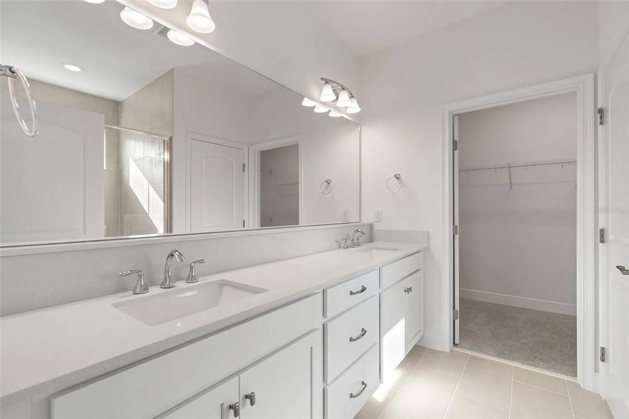 Property Slideshow image 13 of 44 | 3168 songbird cir, Harmony, FL, 34773