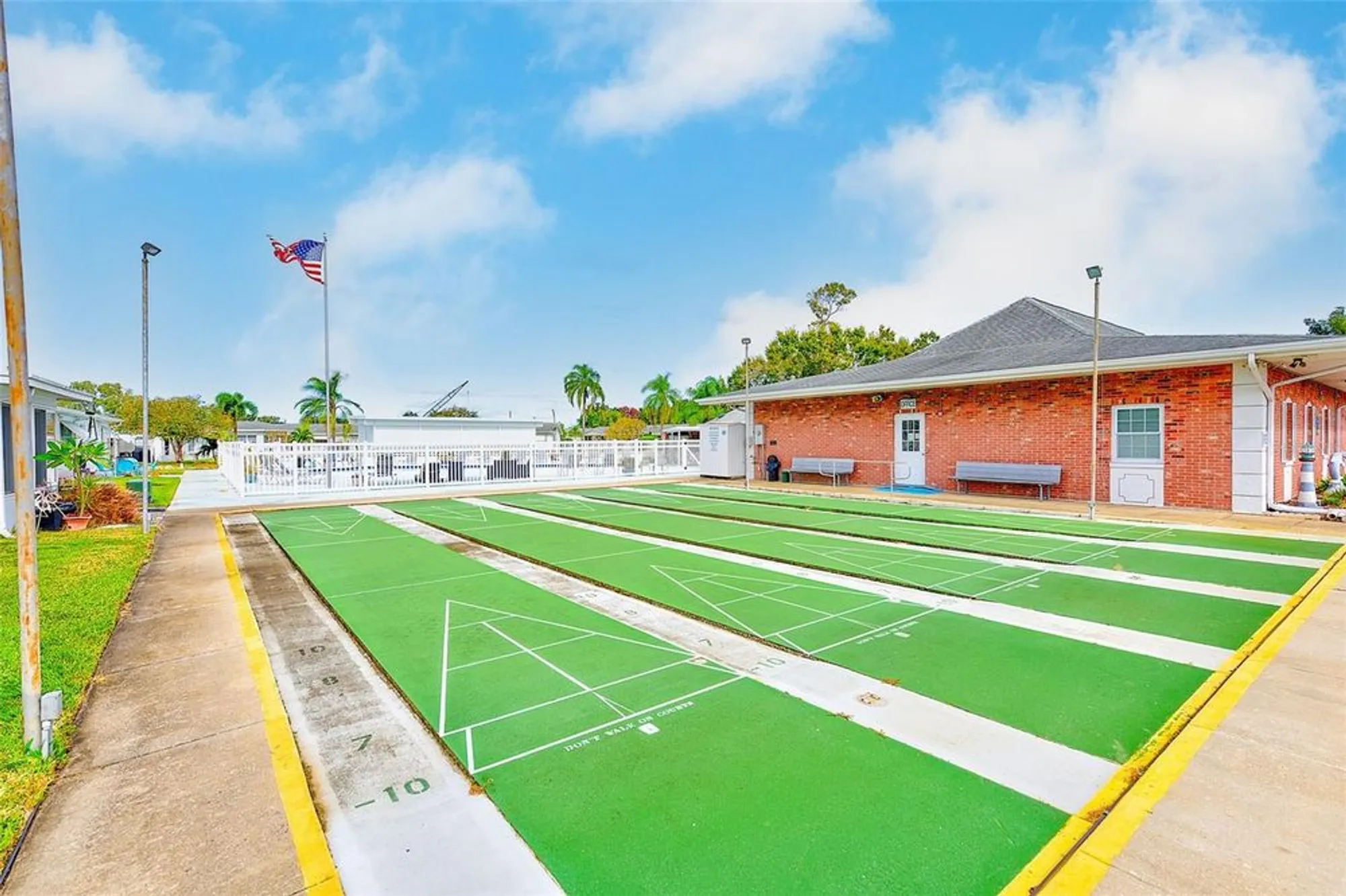 Property Slideshow image 28 of 32 | 4995 trillium ct, Pinellas Park, FL, 33782