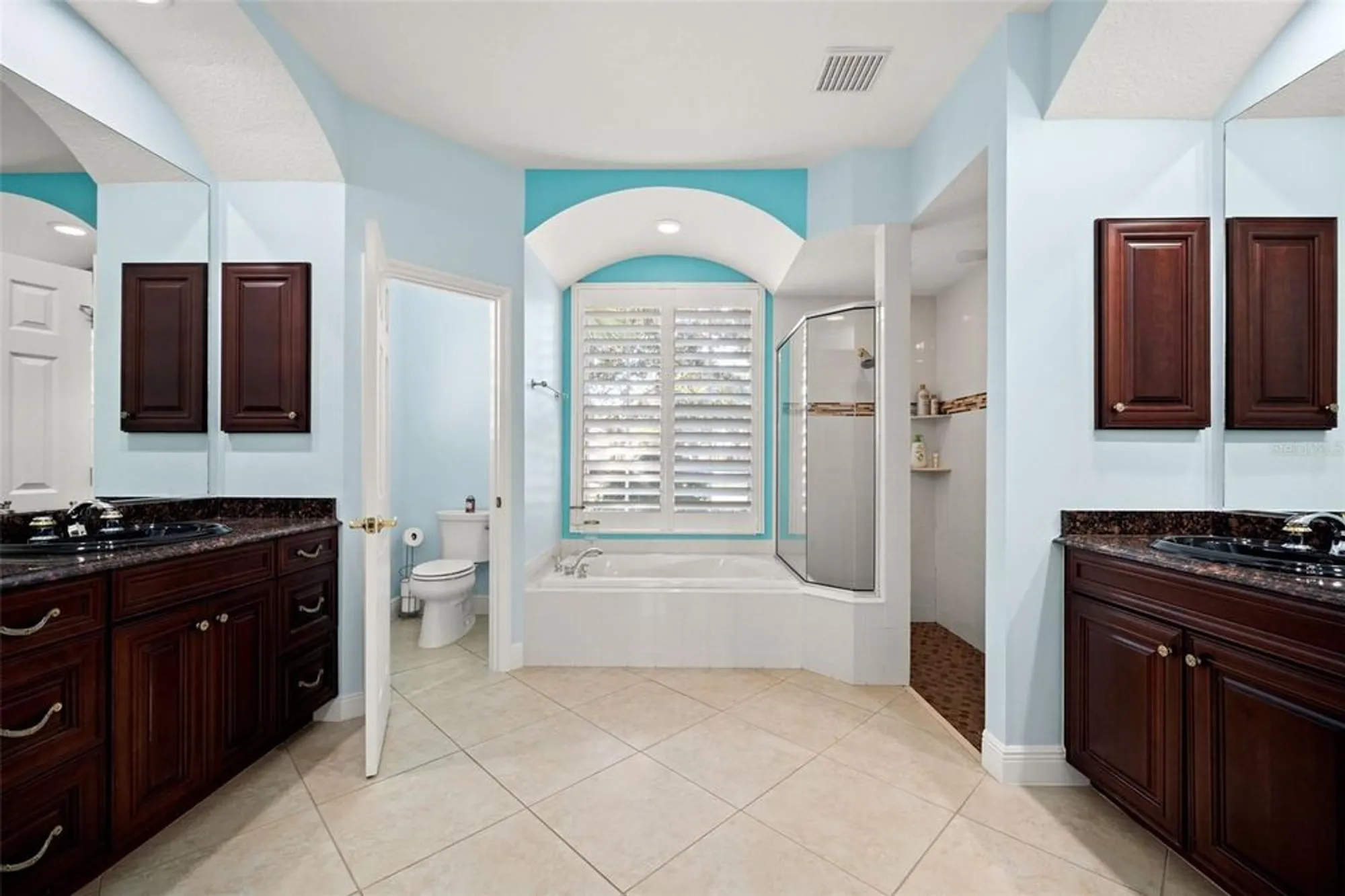 Property Slideshow image 33 of 52 | 6882 tailfeather way, Bradenton, FL, 34203