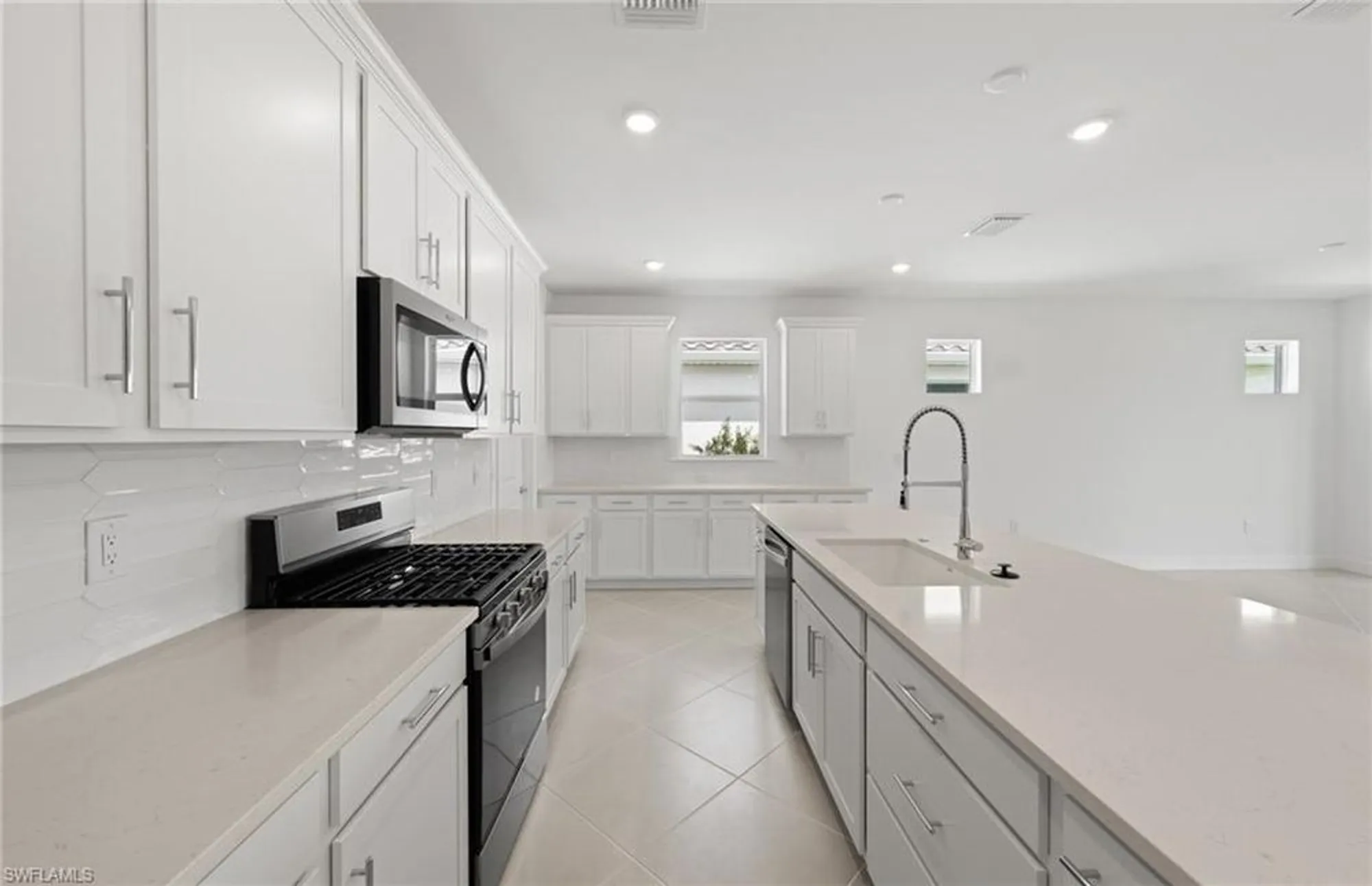 Property Slideshow image 7 of 46 | 17290 willow tree ln, North Fort Myers, FL, 33917