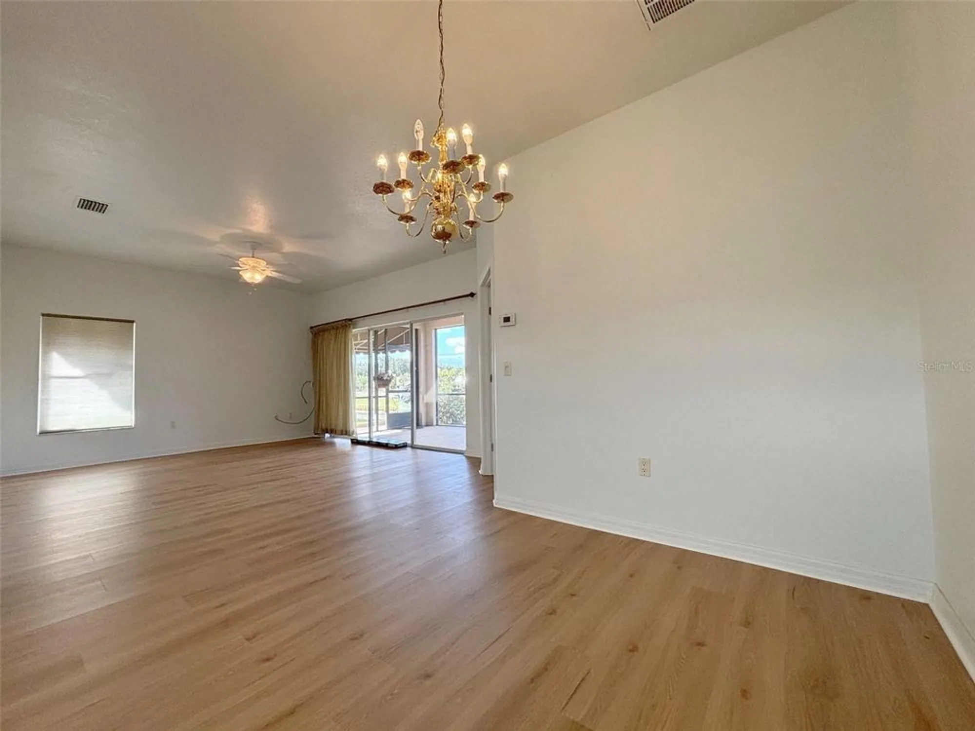 Property Slideshow image 4 of 45 | 4128 aberdeen ln, Lake Wales, FL, 33859