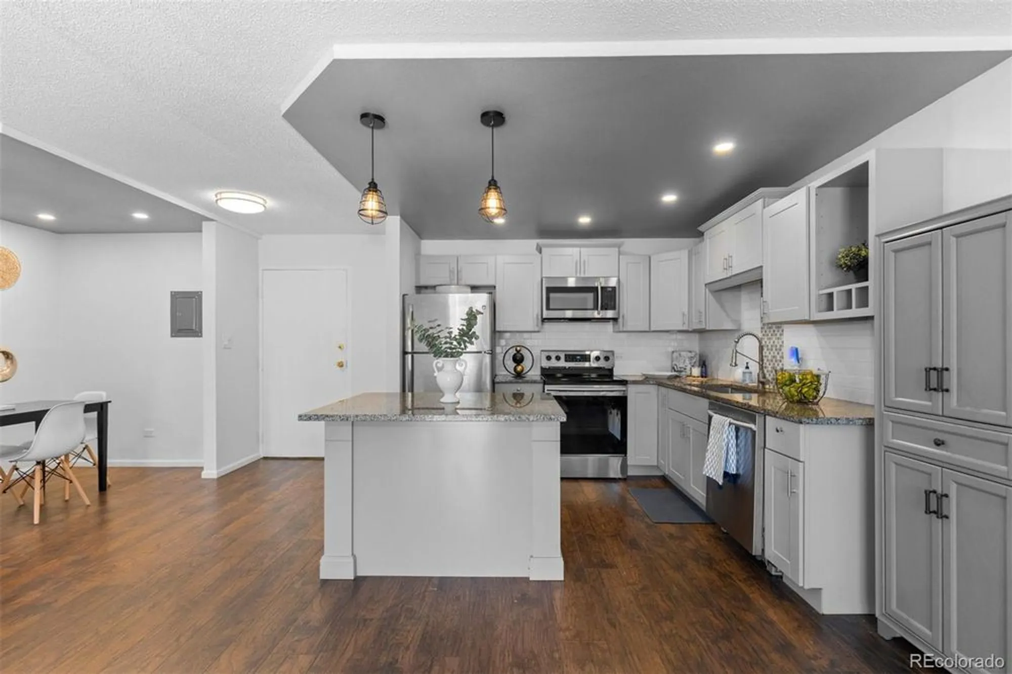 Property Slideshow image 9 of 40 | 610 s clinton st apt 10a, Denver, CO, 80247