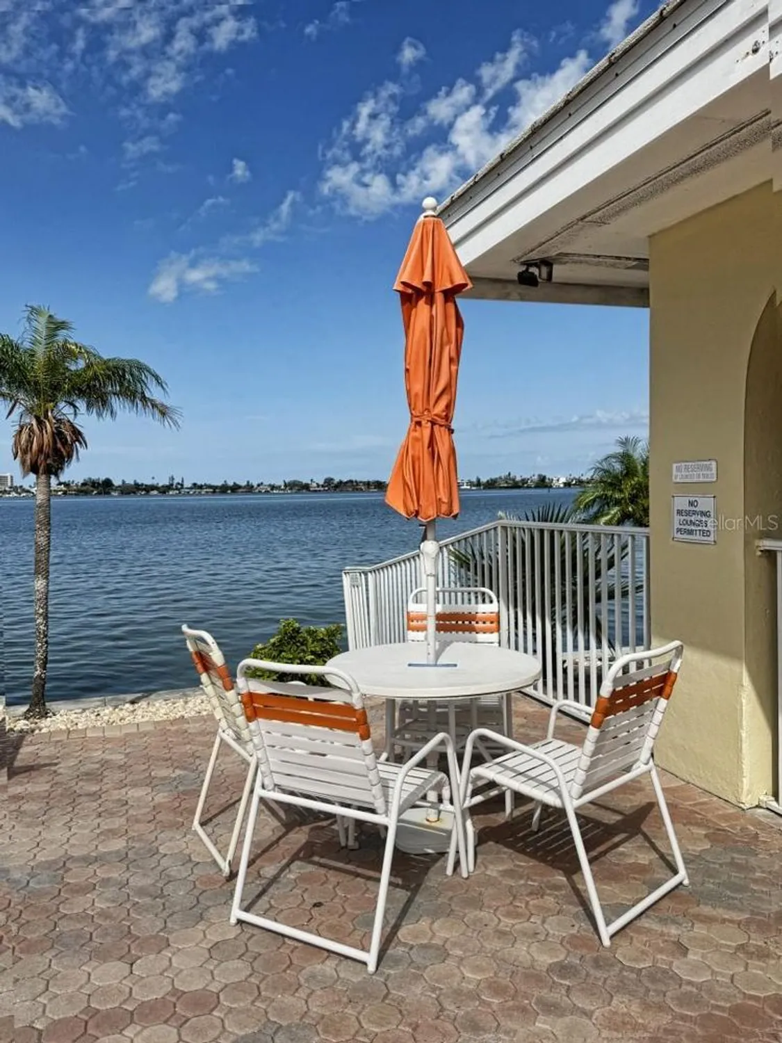 Property Slideshow image 31 of 46 | 4750 cove cir apt 502, St Petersburg, FL, 33708