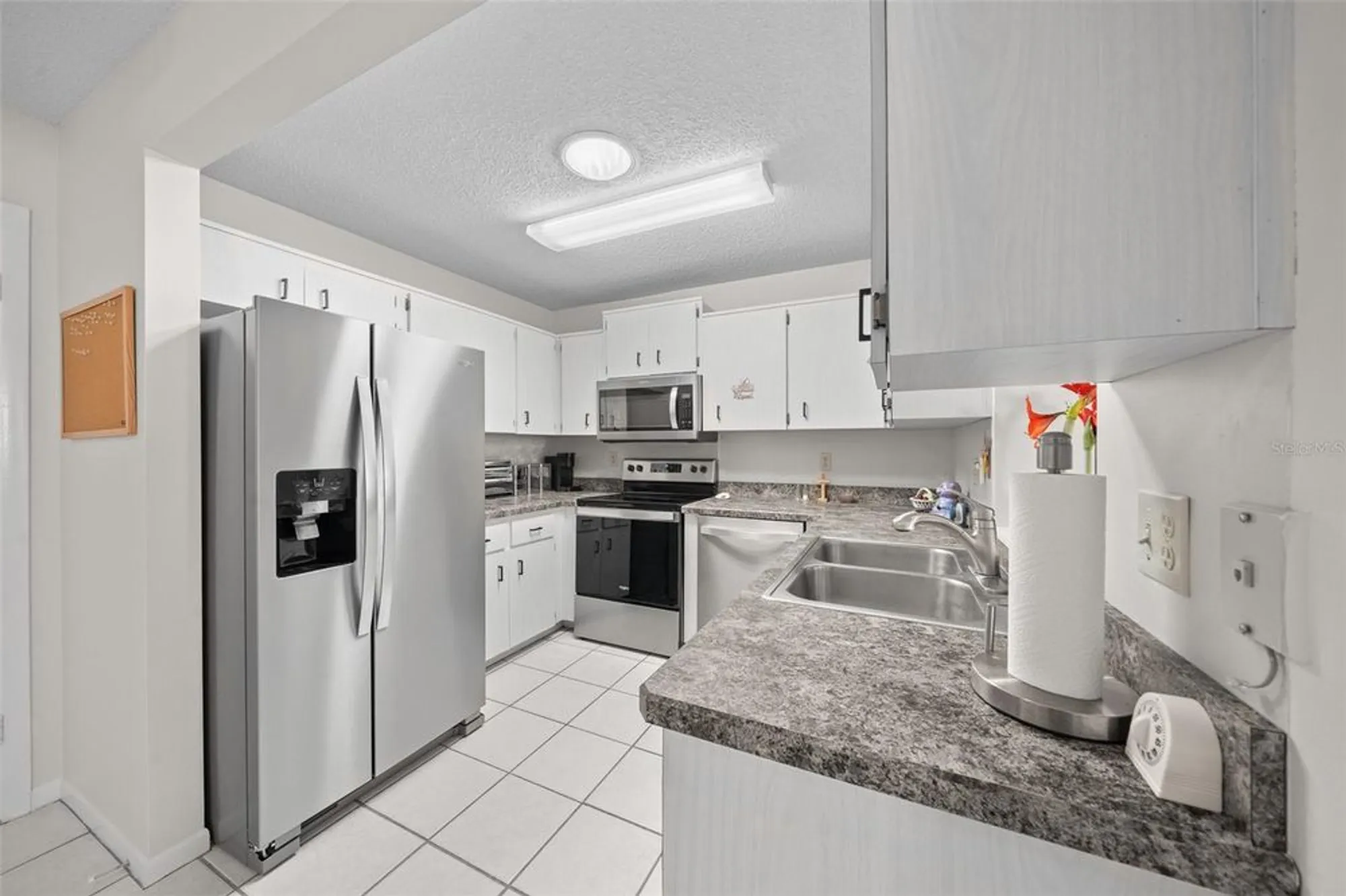 Property Slideshow image 12 of 35 | 8671 sw 97th st c, Ocala, FL, 34481