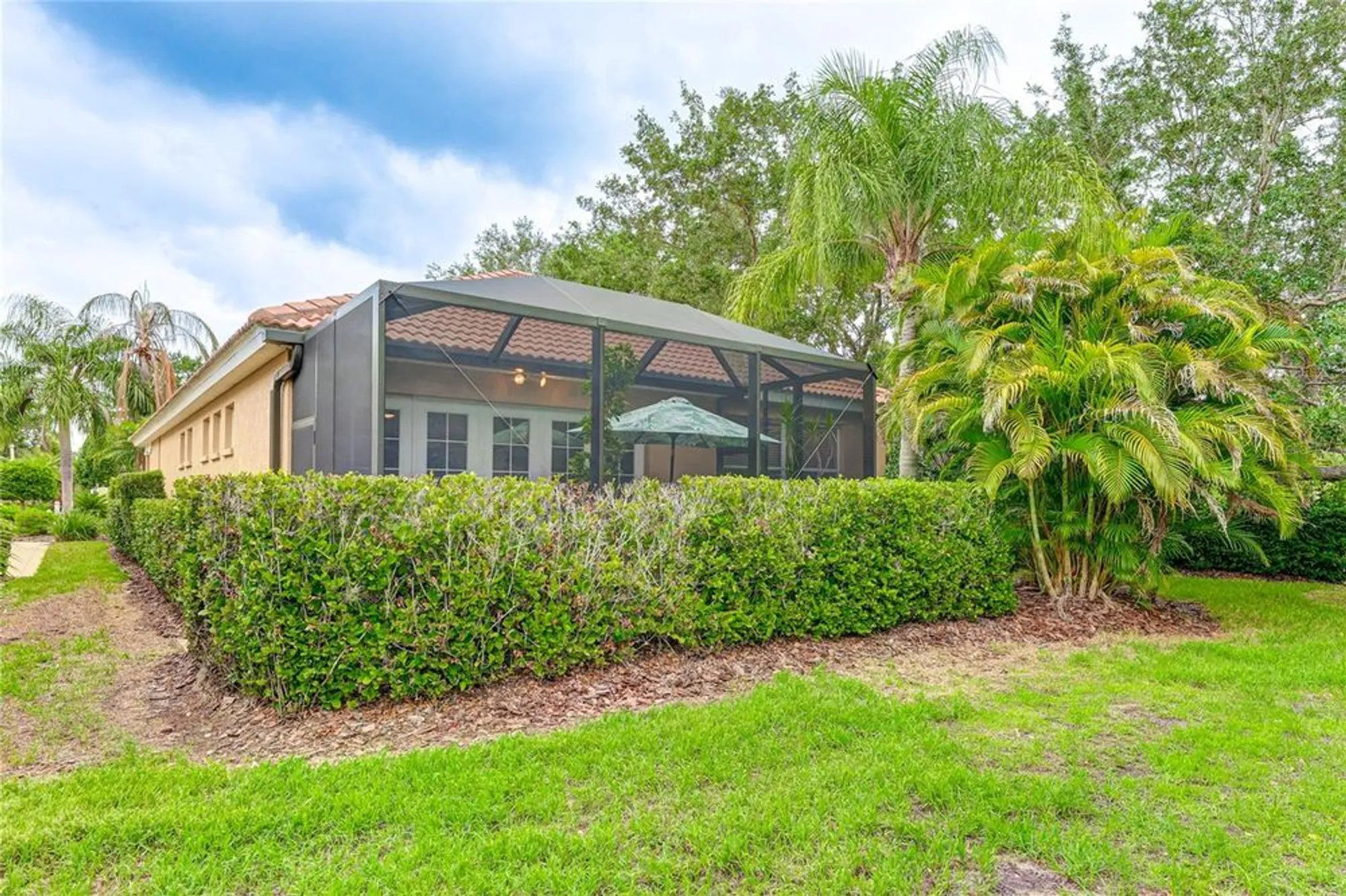 Property Slideshow image 28 of 38 | 6103 aviary ct, Bradenton, FL, 34203