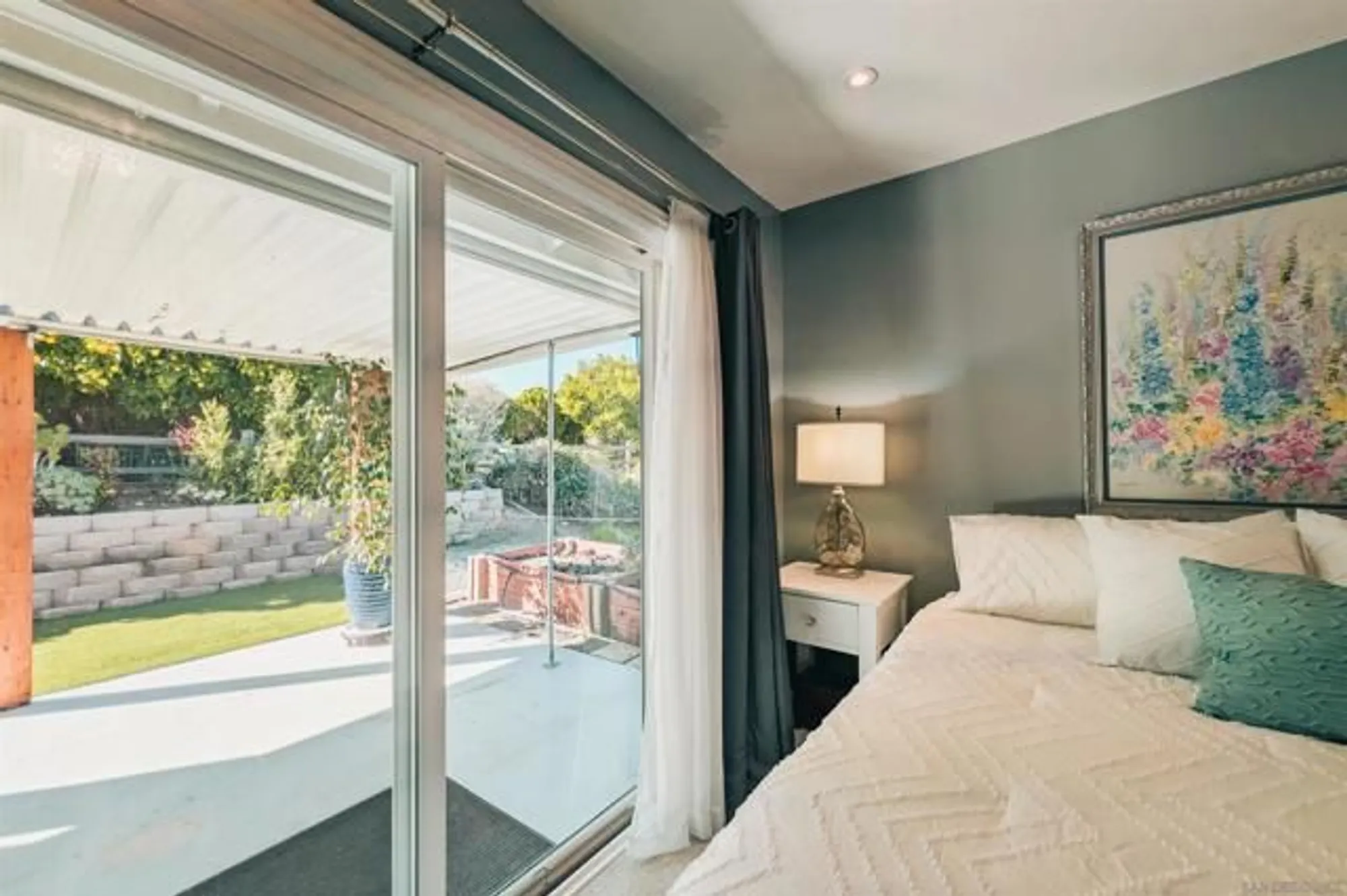 Property Slideshow image 28 of 57 | 16482 roca dr, San Diego, CA, 92128