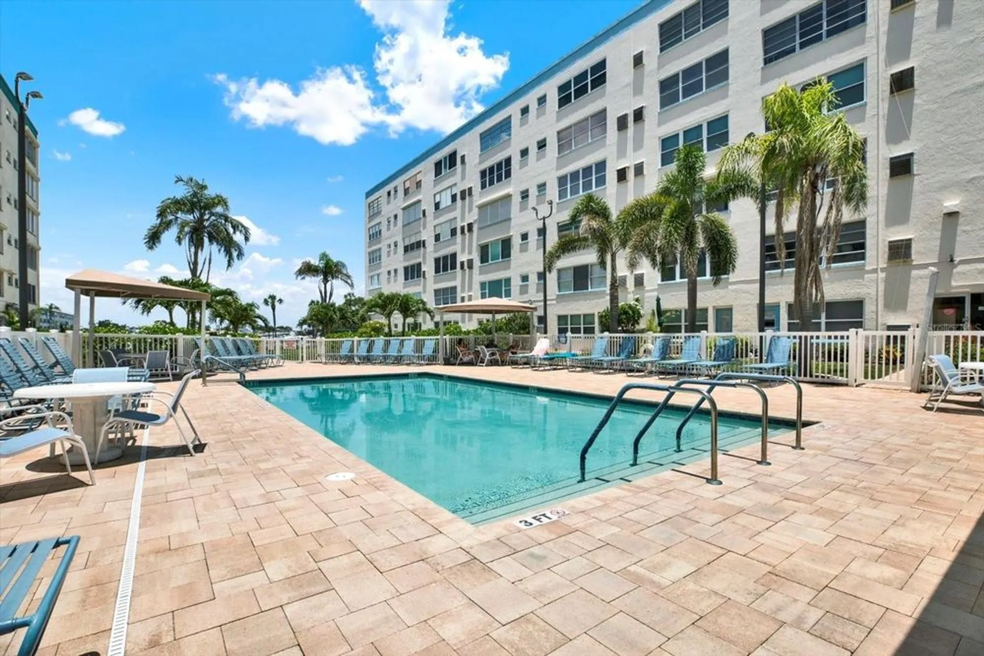 Property Slideshow image 21 of 32 | 2960 59th st 108, Gulfport, FL, 33707