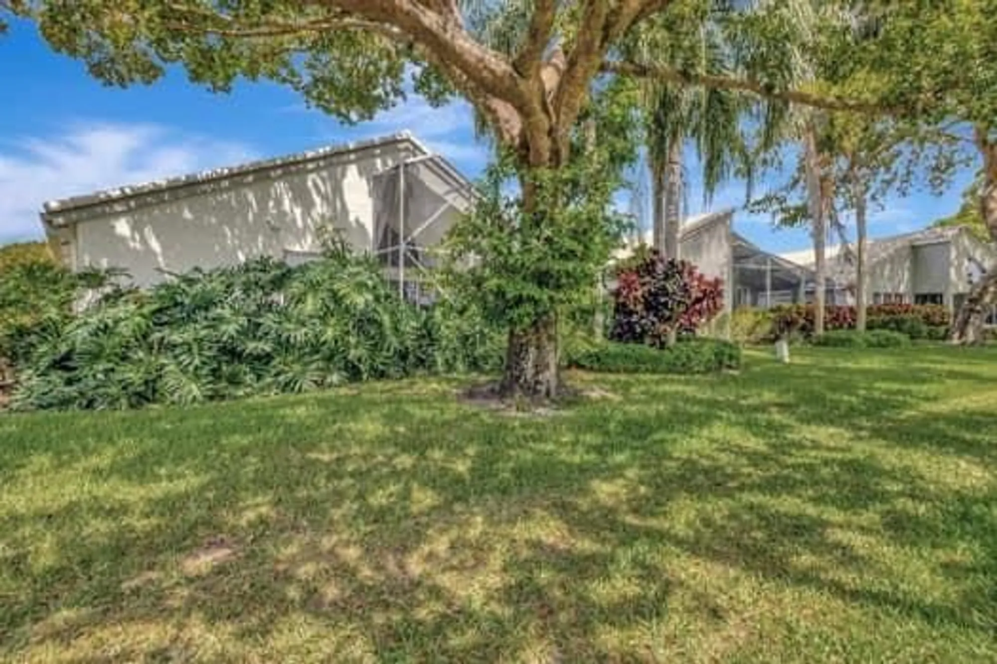 Property Slideshow image 47 of 55 | 11917 fountainside cir, Boynton Beach, FL, 33437