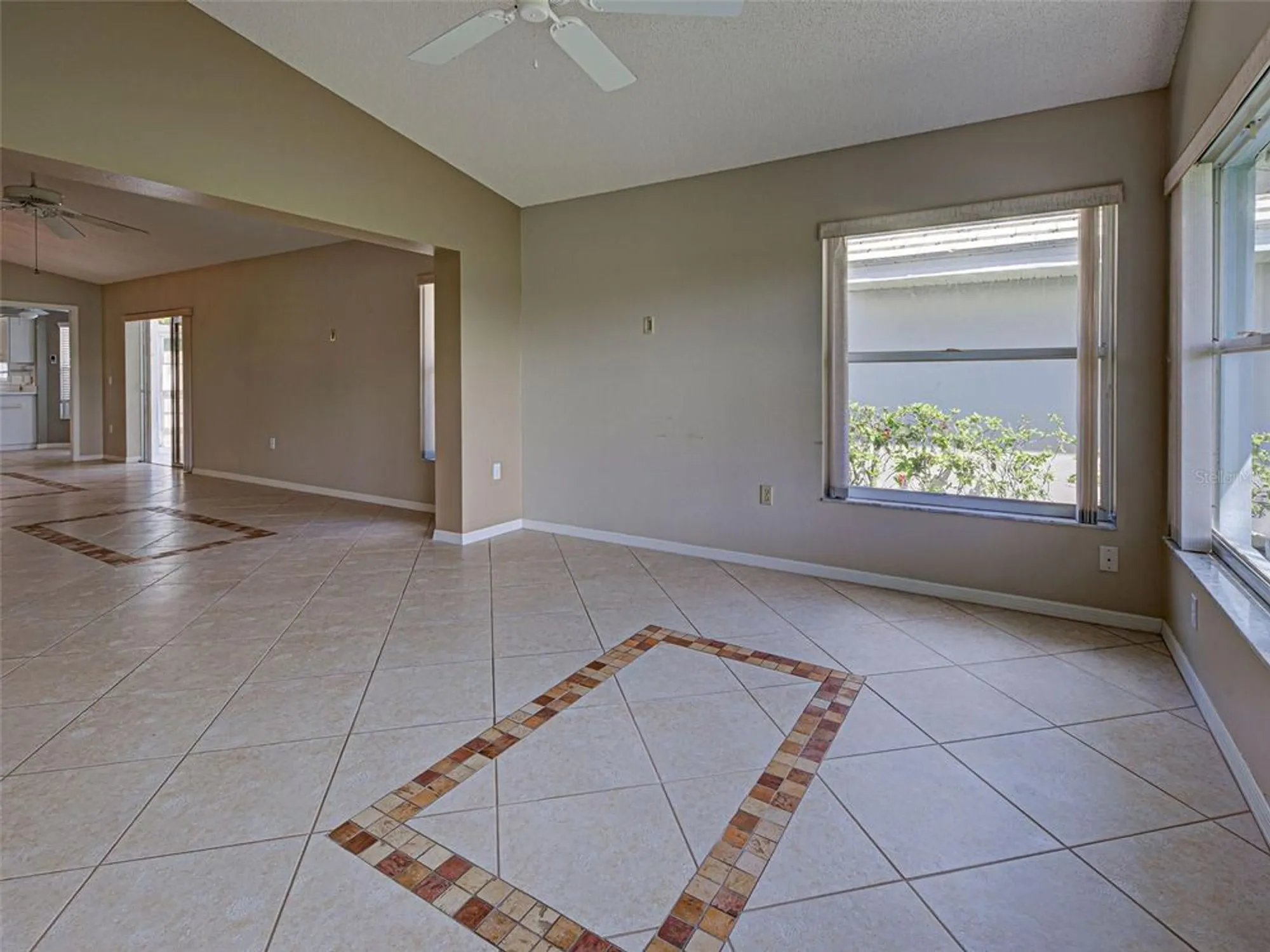 Property Slideshow image 18 of 62 | 720 brightside crescent dr 11, Venice, FL, 34293