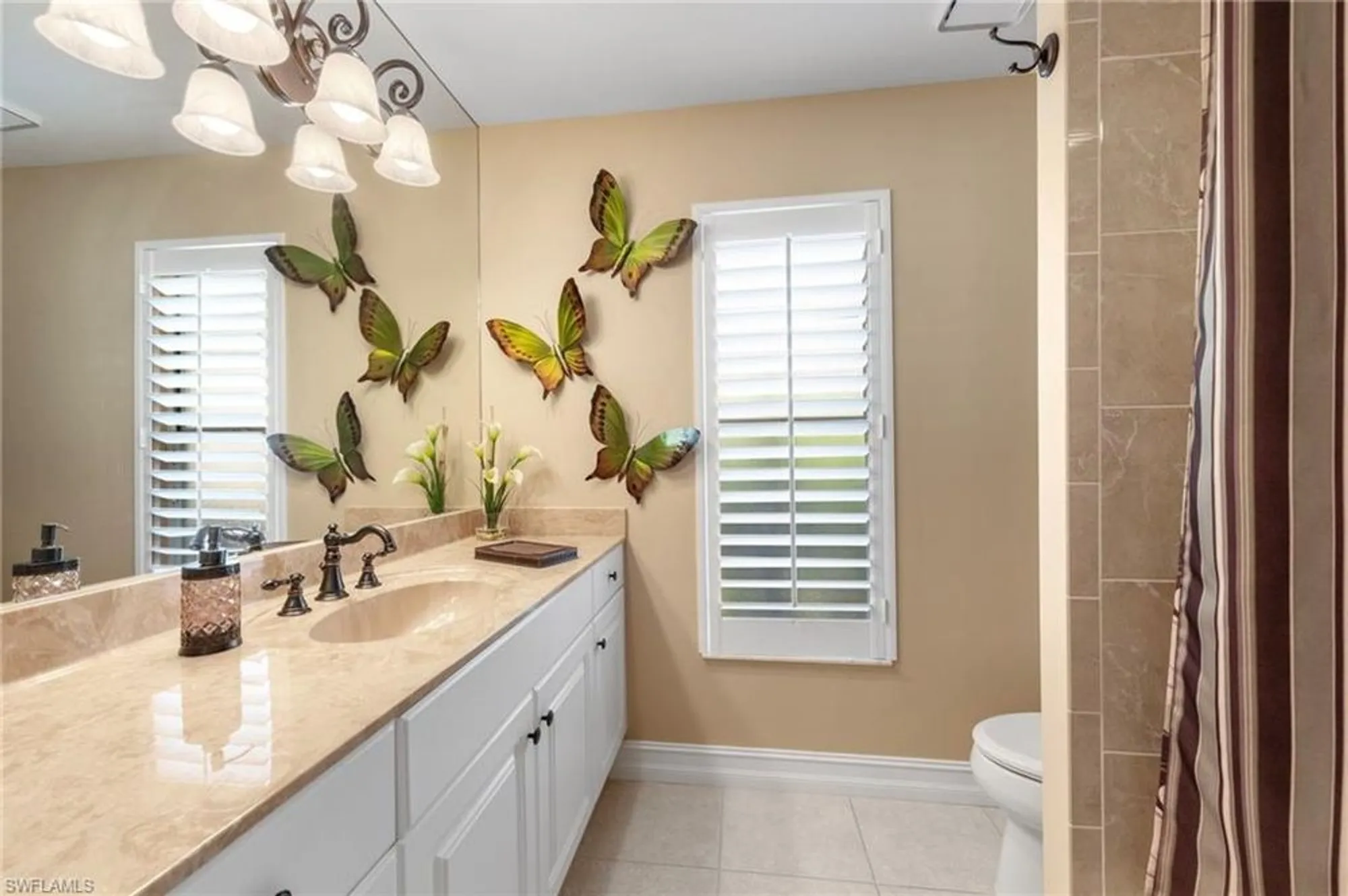 Property Slideshow image 18 of 25 | 3501 fiddlehead ct, Bonita Springs, FL, 34134