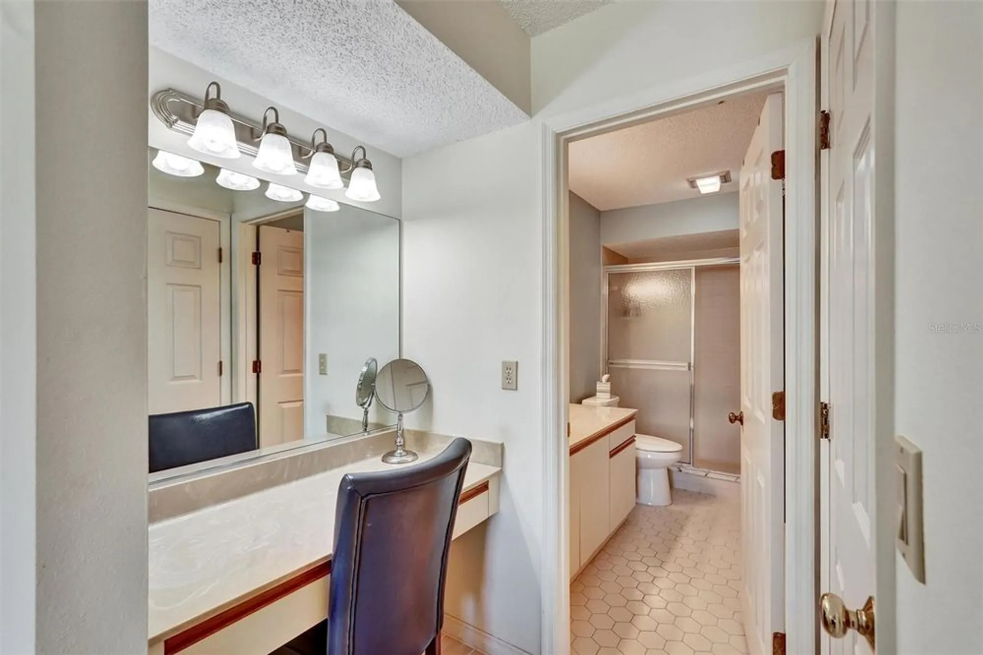 Property Slideshow image 17 of 27 | 6221 timber lake dr unit c10, Sarasota, FL, 34243