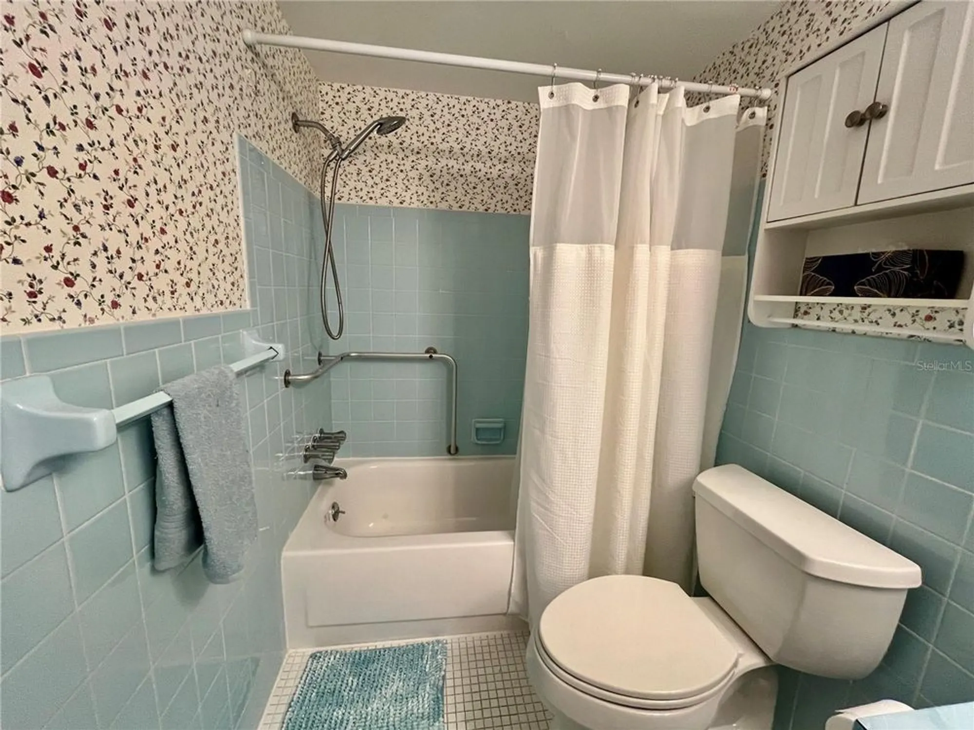 Property Slideshow image 13 of 38 | 2457 ecuadorian way 51, Clearwater, FL, 33763