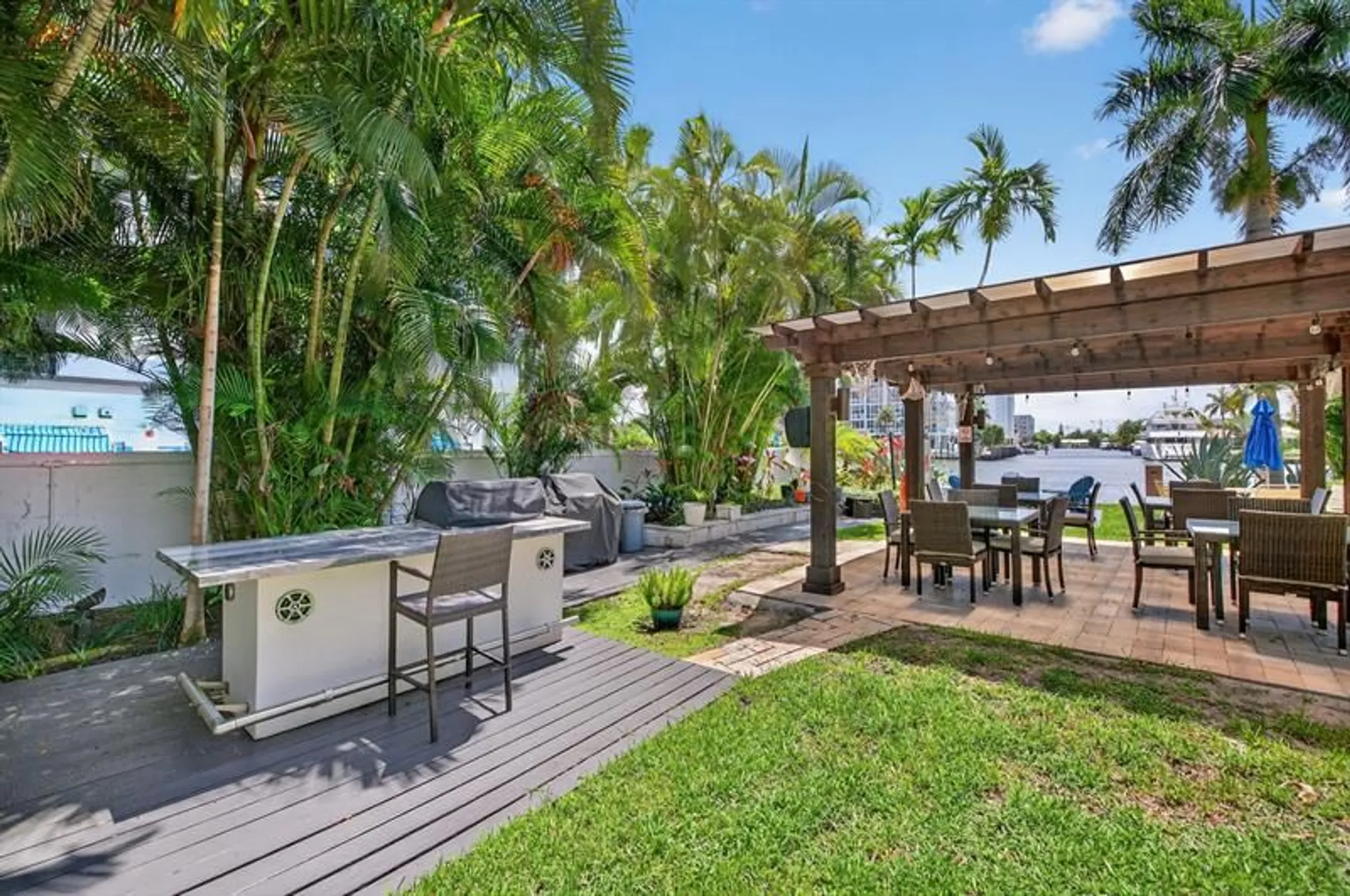 Property Slideshow image 29 of 35 | 3233 ne 34th st apt 814, Fort Lauderdale, FL, 33308