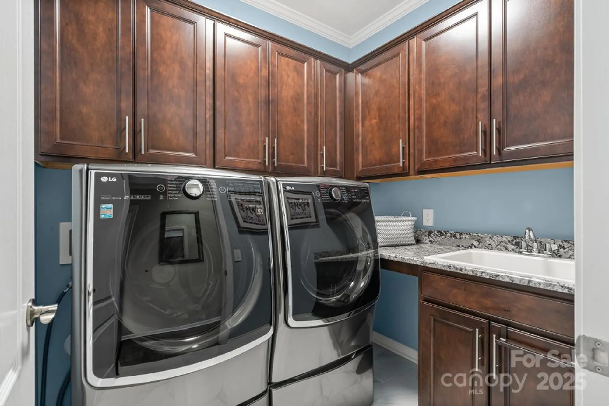 Property Slideshow image 27 of 38 | 685 birchway dr, Fort Mill, SC, 29715