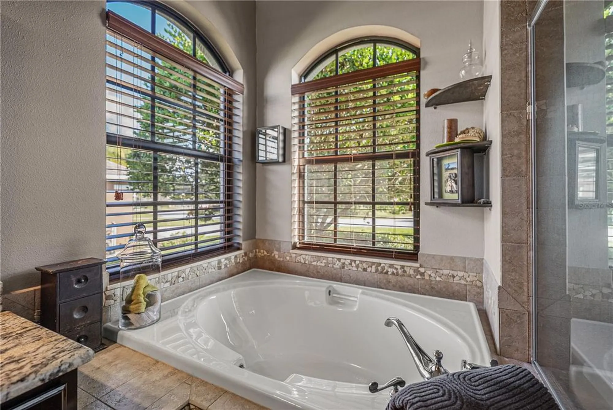 Property Slideshow image 44 of 91 | 13247 thoroughbred dr, Dade City, FL, 33525