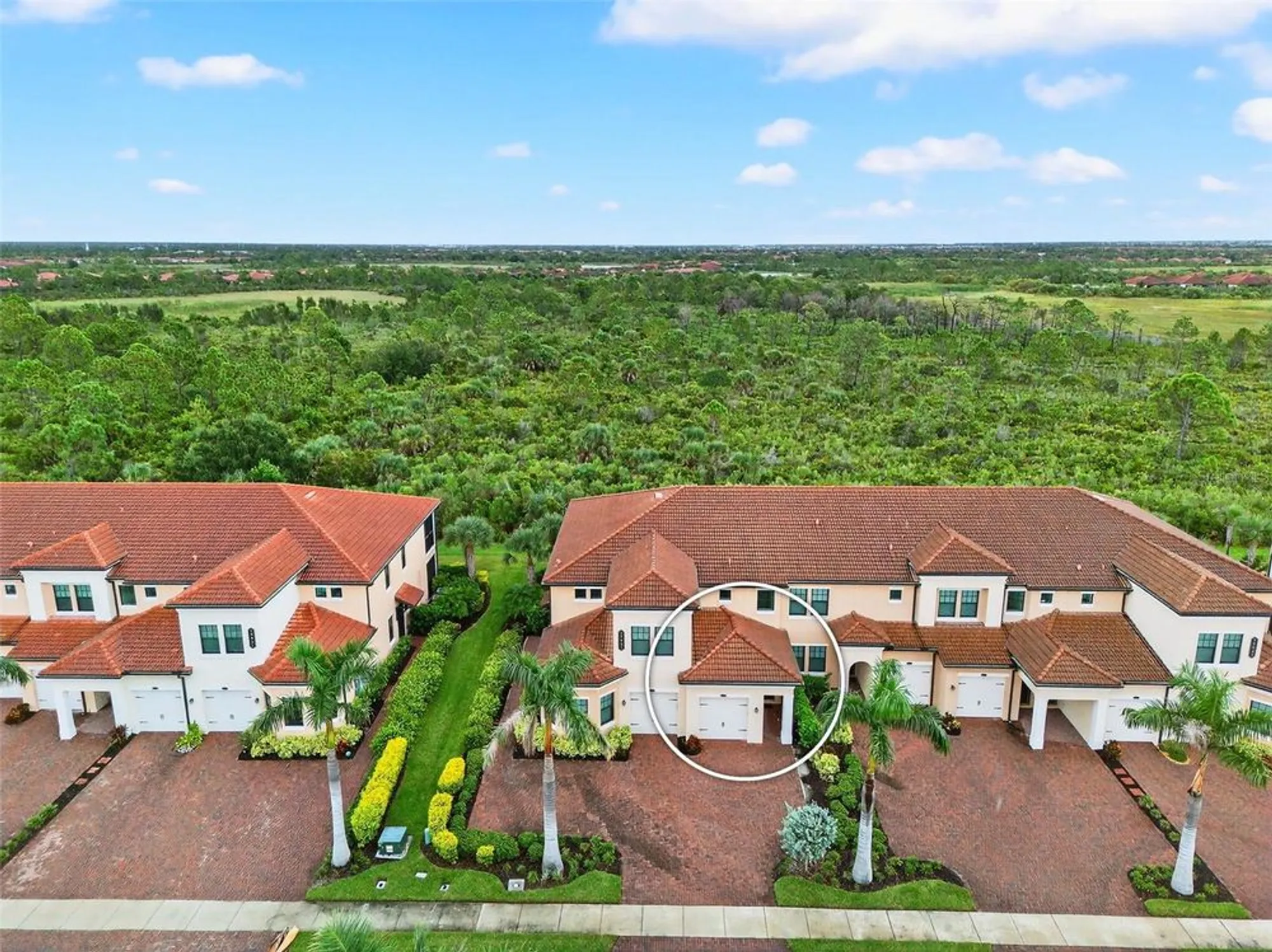 Property Slideshow image 15 of 91 | 10047 crooked creek dr 201, Venice, FL, 34293