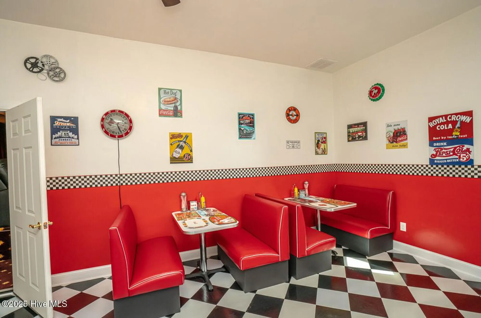 Property Slideshow image 60 of 120 | 6756 limerick pl, Ocean Isle Beach, NC, 28469