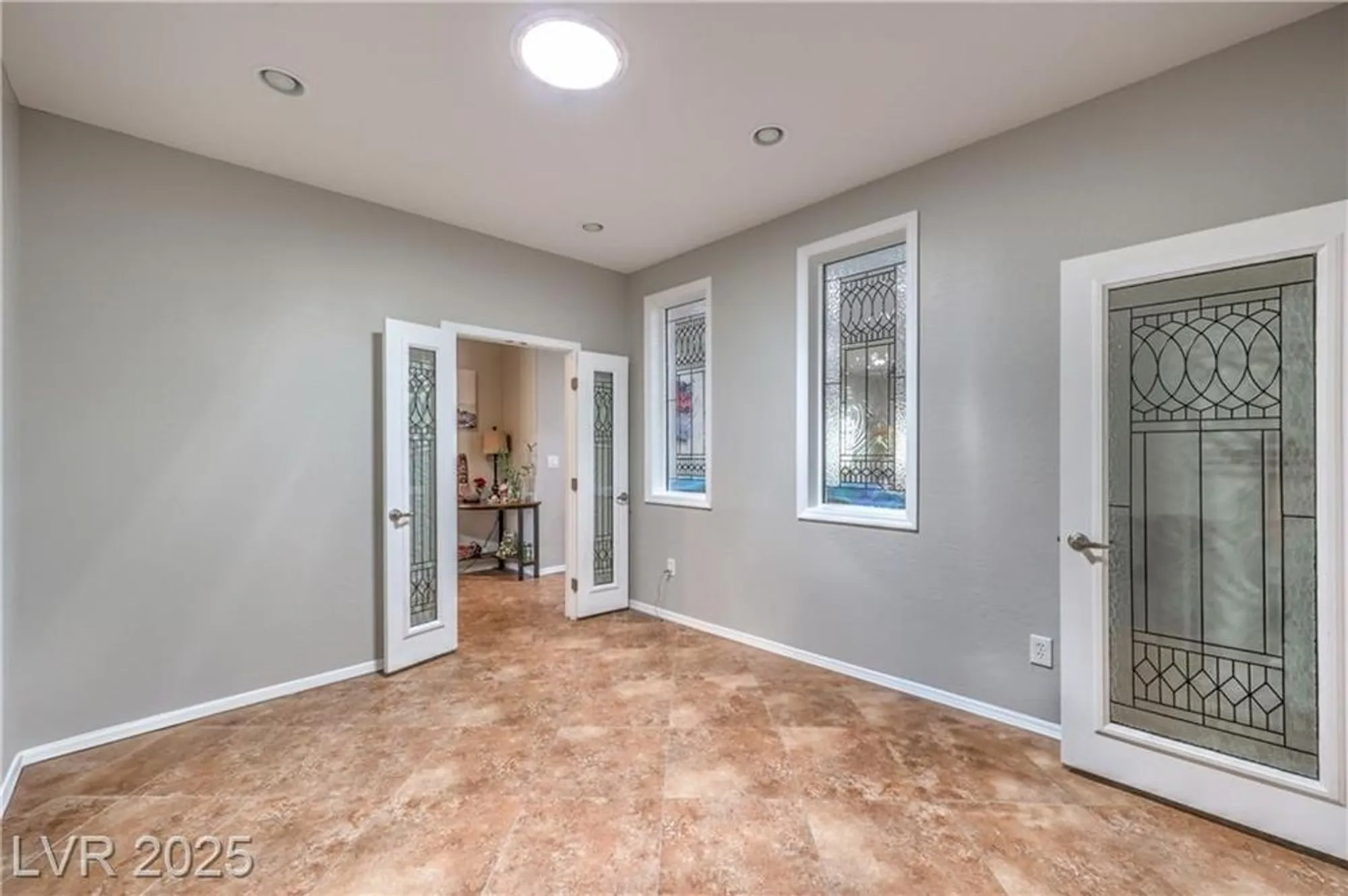 Property Slideshow image 26 of 37 | 2413 hamonah dr, Henderson, NV, 89044