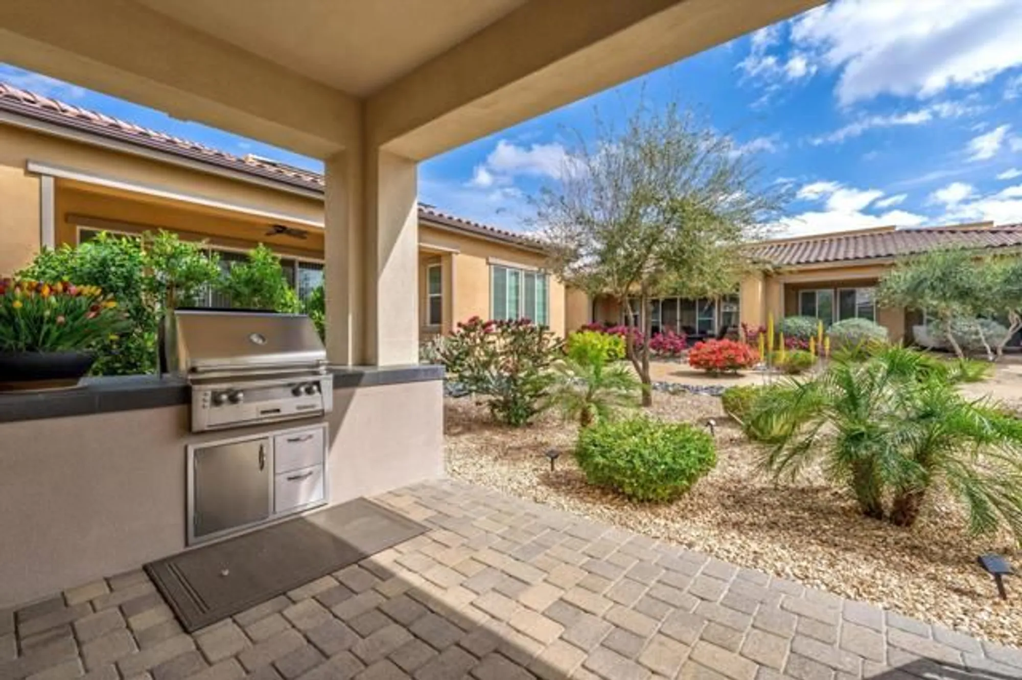 Property Slideshow image 10 of 53 | 4150 via cararra, Palm Desert, CA, 92260