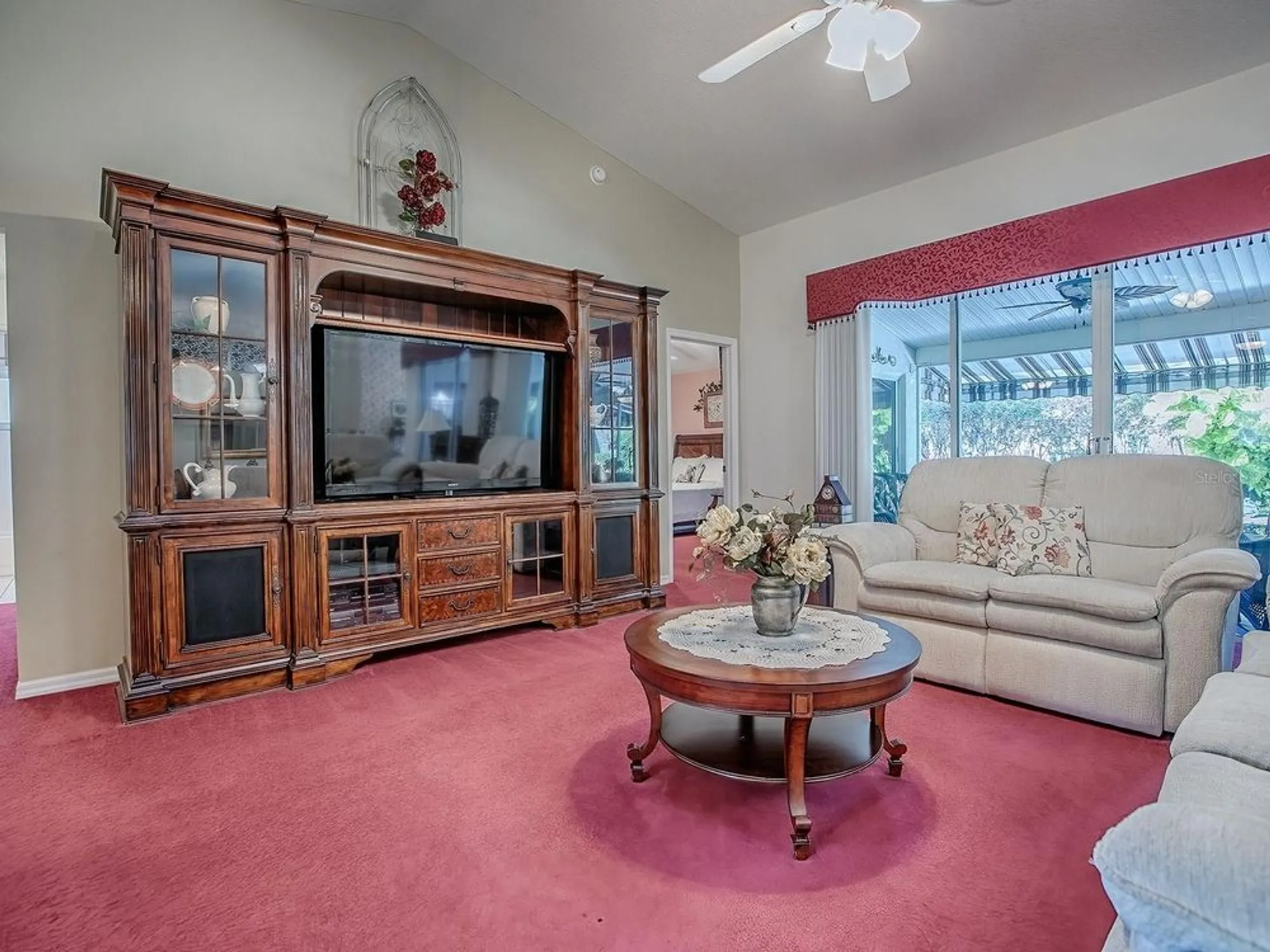 Property Slideshow image 9 of 62 | 25749 whisper oaks rd, Leesburg, FL, 34748
