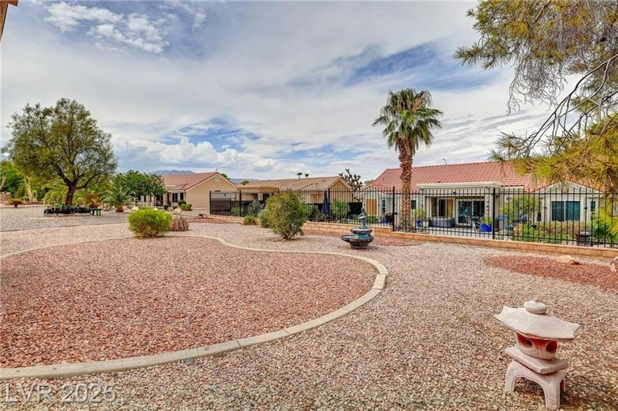 Property Slideshow image 34 of 35 | 8500 linderwood dr, Las Vegas, NV, 89134