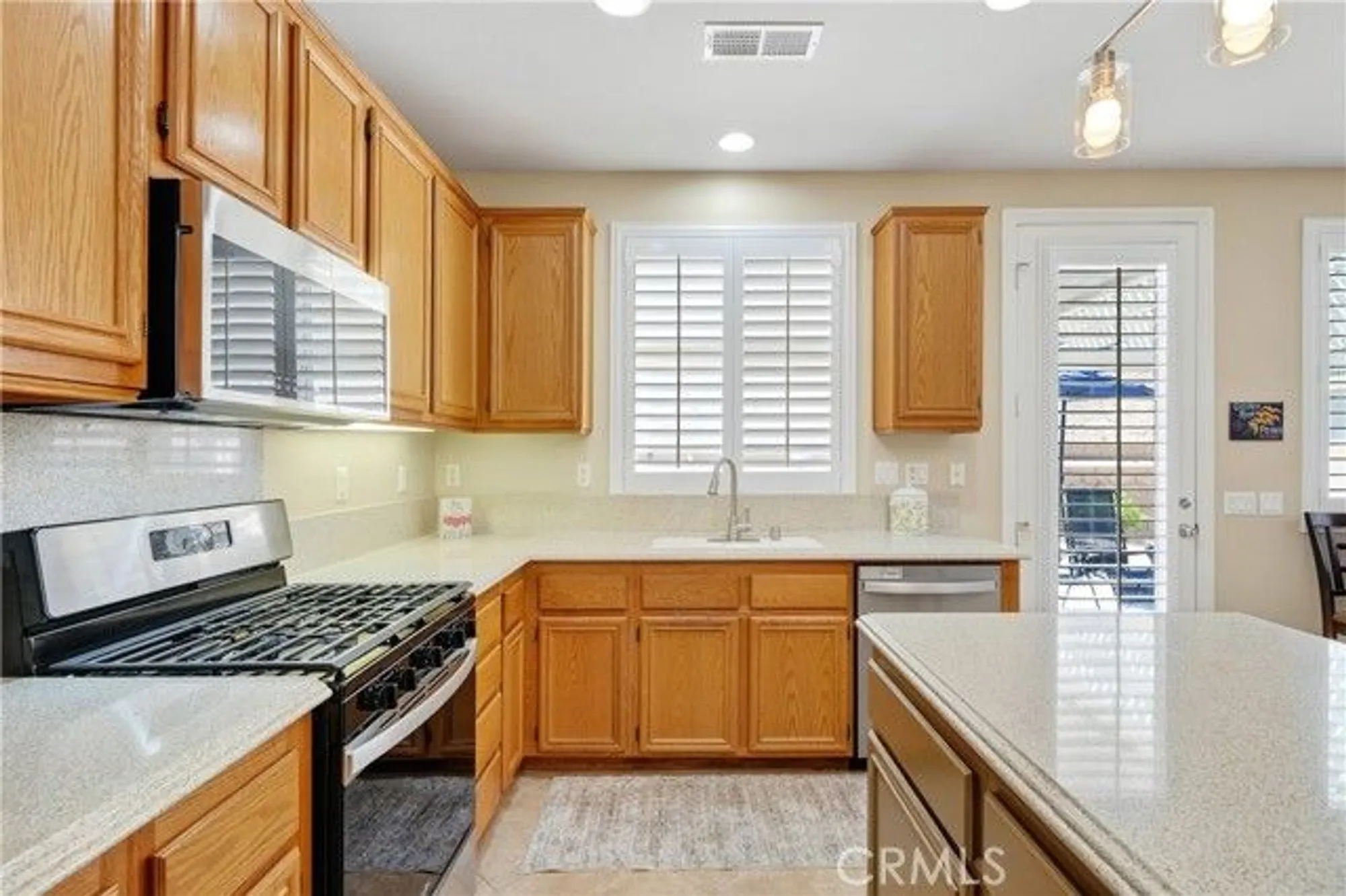 Property Slideshow image 12 of 52 | 177 janzen way, Hemet, CA, 92545