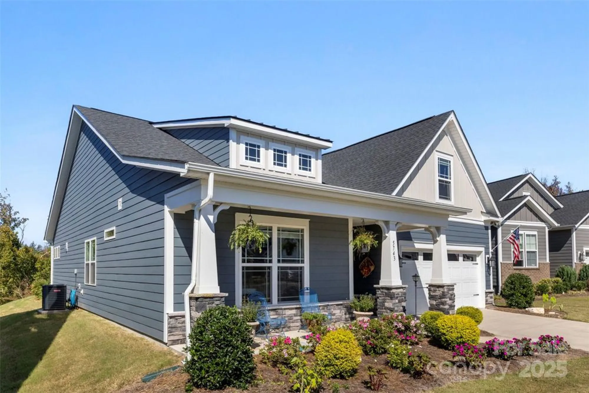 Property Slideshow image 4 of 35 | 5743 notch peak ave, Fort Mill, SC, 29707