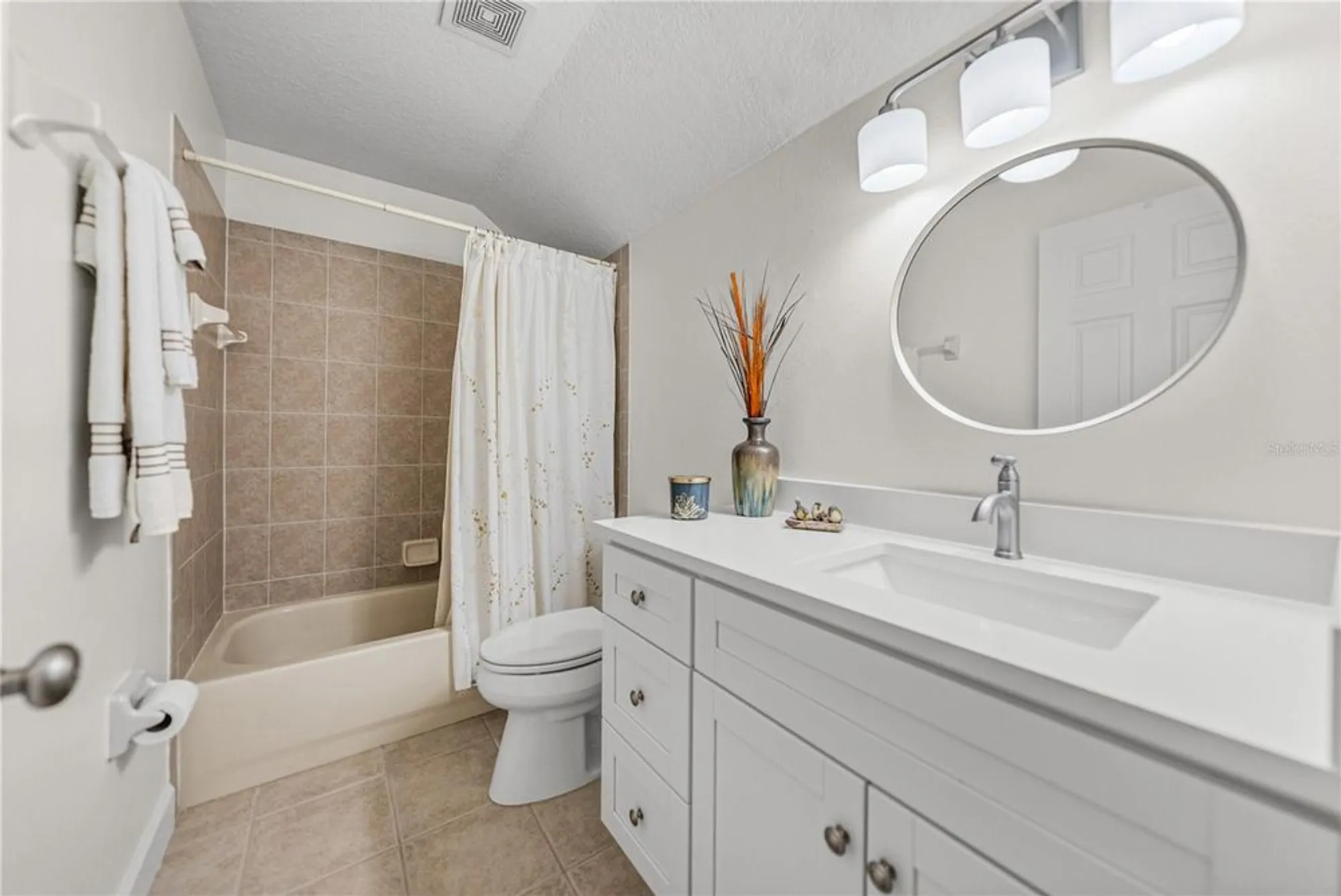Property Slideshow image 43 of 71 | 13247 palmilla cir, Dade City, FL, 33525